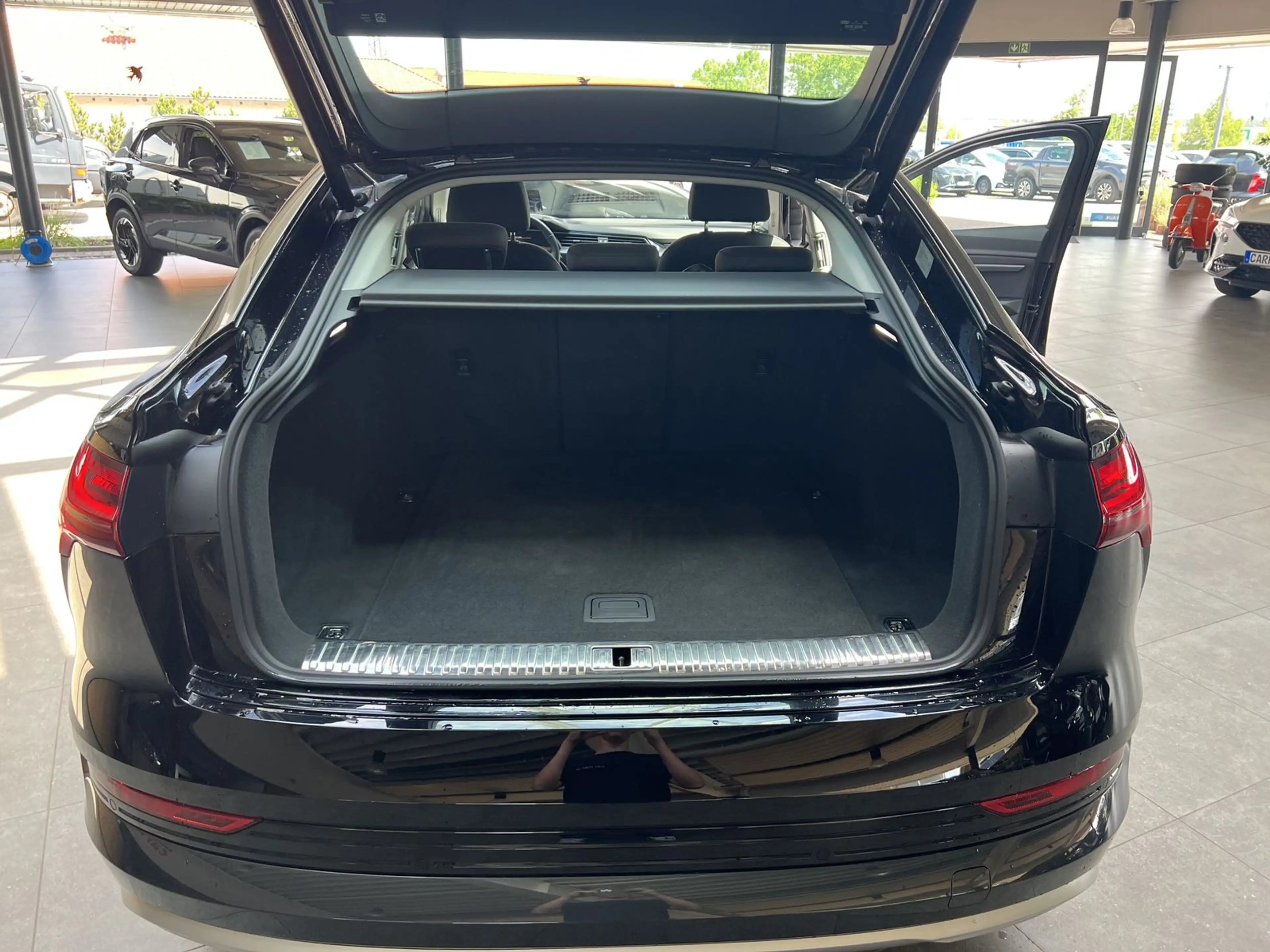 Audi e-tron 50quat advanced Sportback Navi HeadUp AHK — photo 13