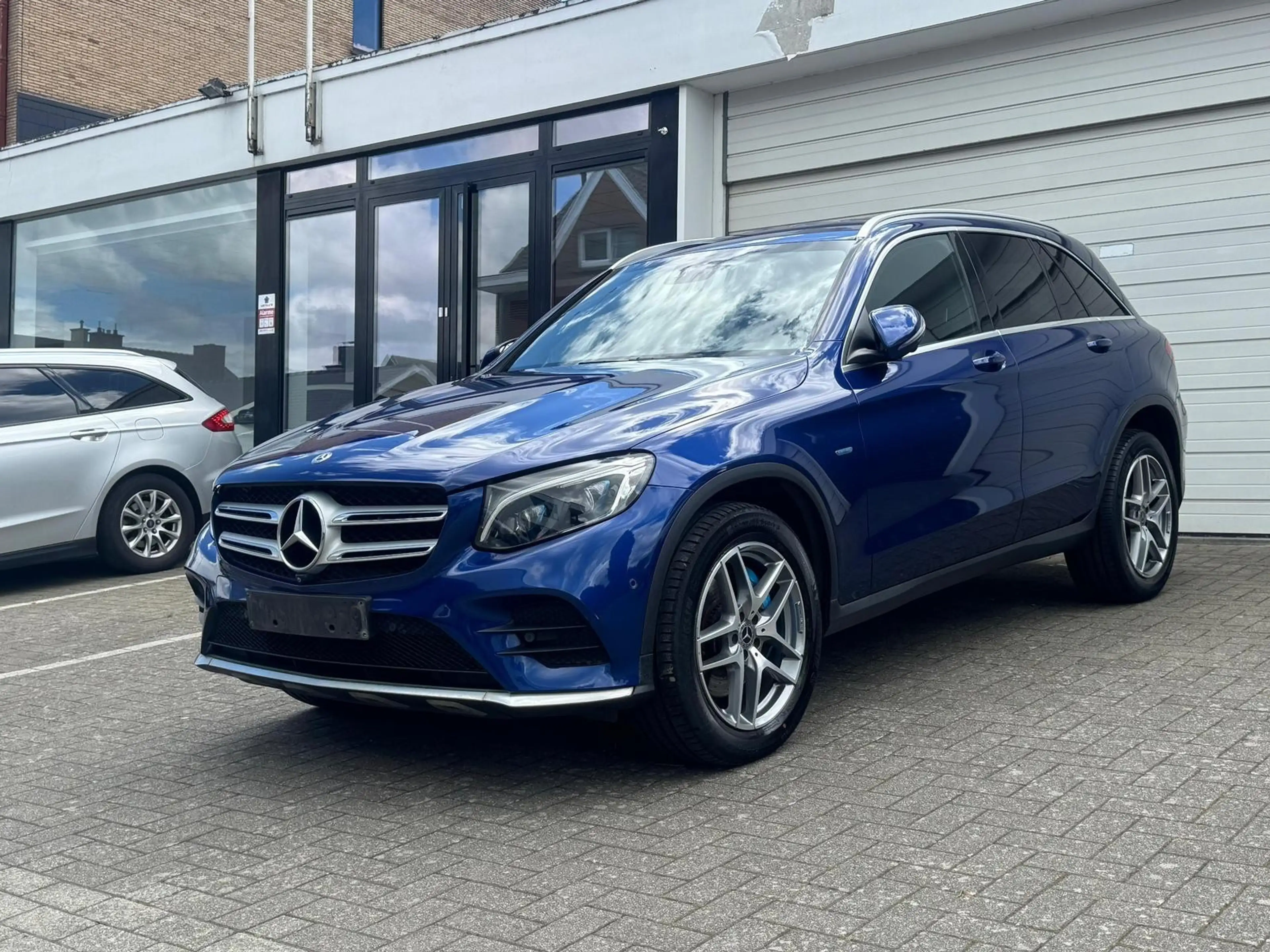 Mercedes-Benz GLC 350 GLC 350 e 4-Matic PHEV — photo 2