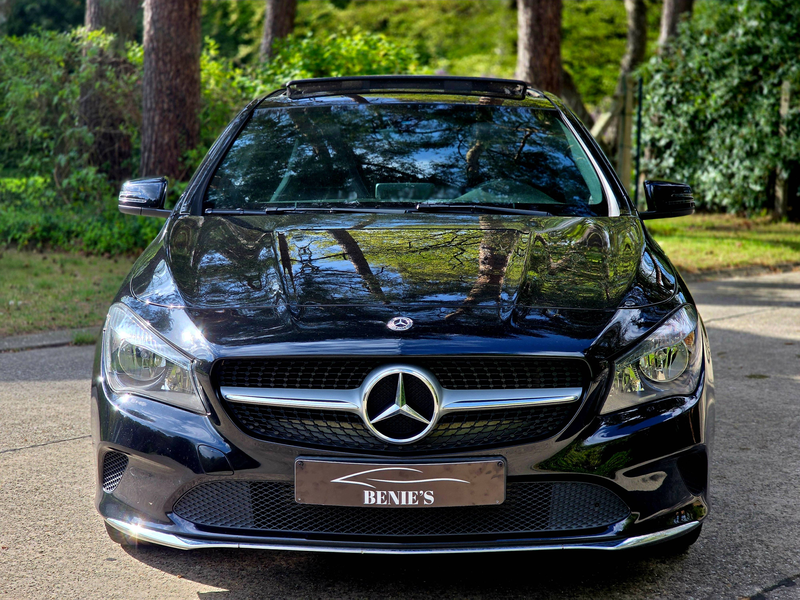 Mercedes-Benz CLA 180 CAMERA - PANO — photo 5