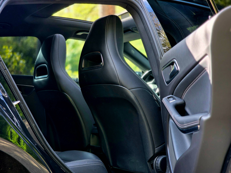 Mercedes-Benz CLA 180 CAMERA - PANO — photo 12