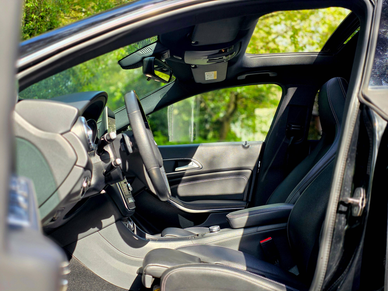 Mercedes-Benz CLA 180 CAMERA - PANO — photo 9