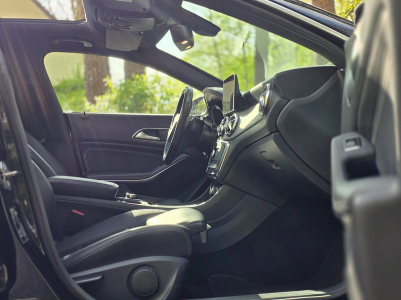 Mercedes-Benz CLA 180 CAMERA - PANO — photo 10