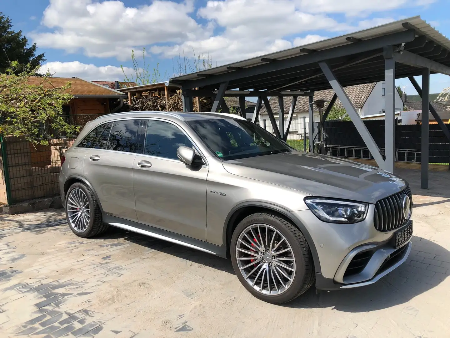 Mercedes-Benz GLC 63 AMG GLC S 4Matic+ Speedshift MCT 9G Stříbrná - 1