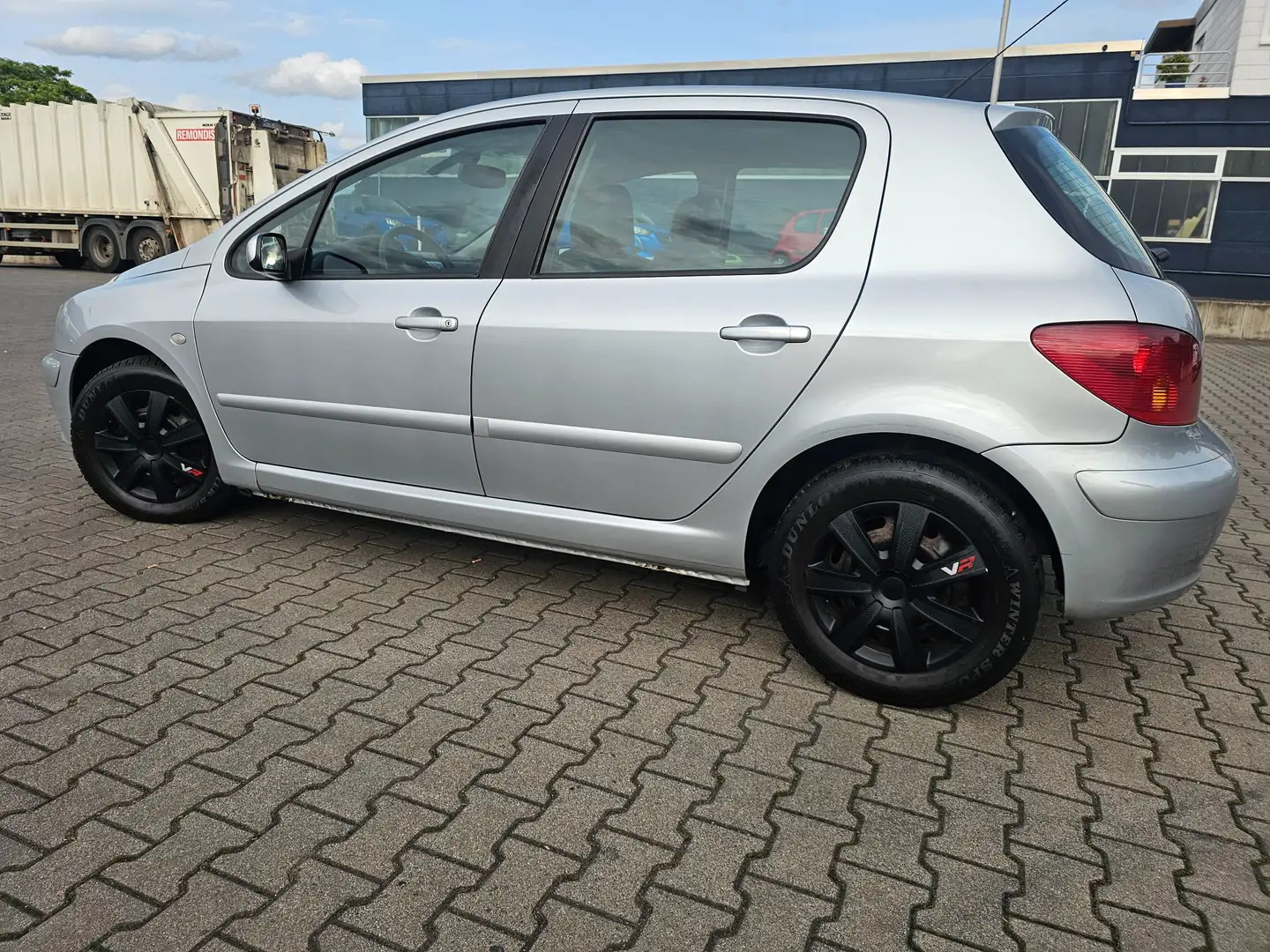 Peugeot 307 135 Sport,Klima,Leder Sitzheizung,3.H,Tüv3/2026 Silber - 1