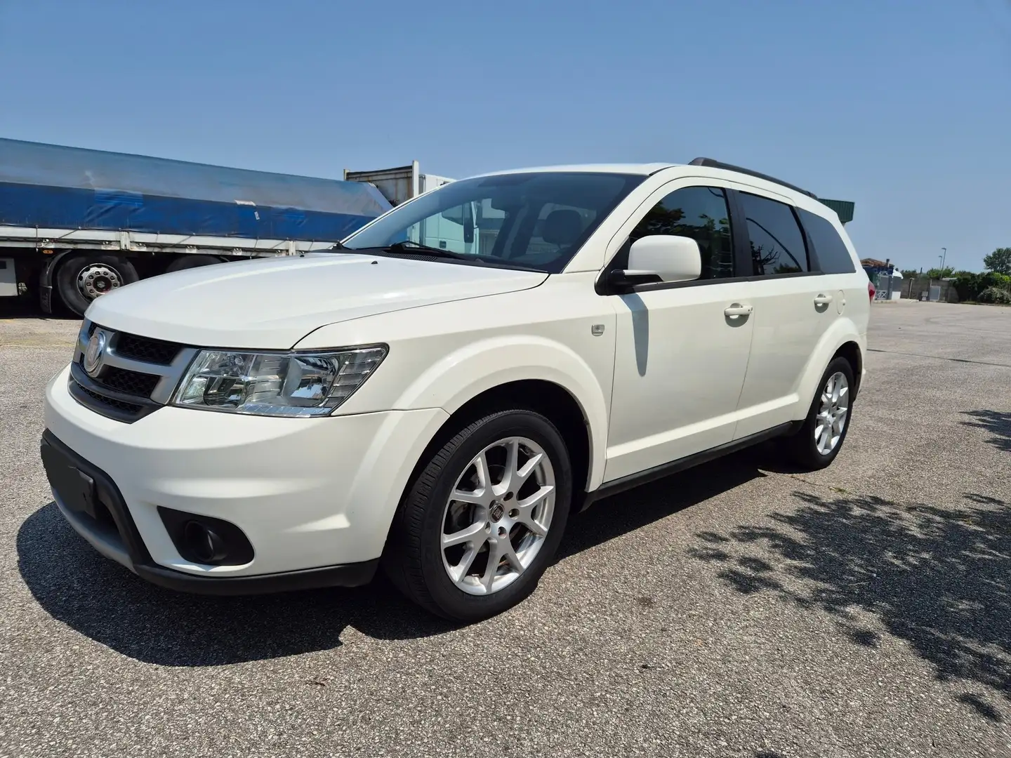 Fiat Freemont Freemont 2.0 mjt 170cv lounge Bílá - 2