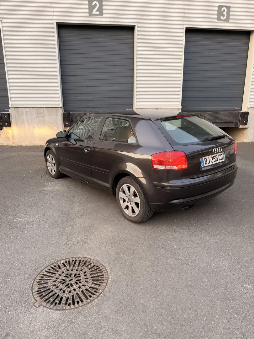 Audi A3 2.0 TDI Ambiente - 2