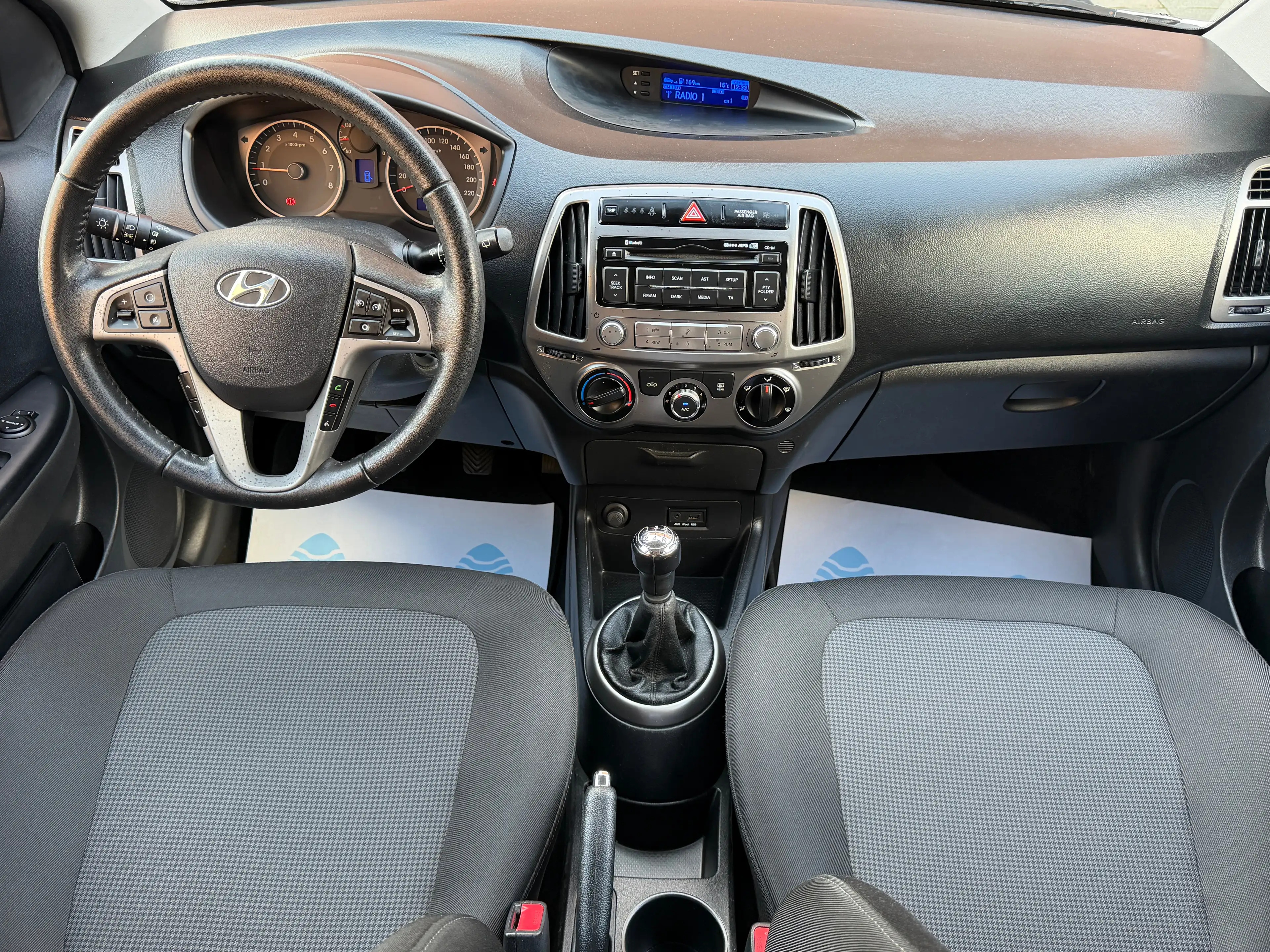 Hyundai i20 i20 1.2i *** 1ER PROPRIETAIRE *** — photo 13