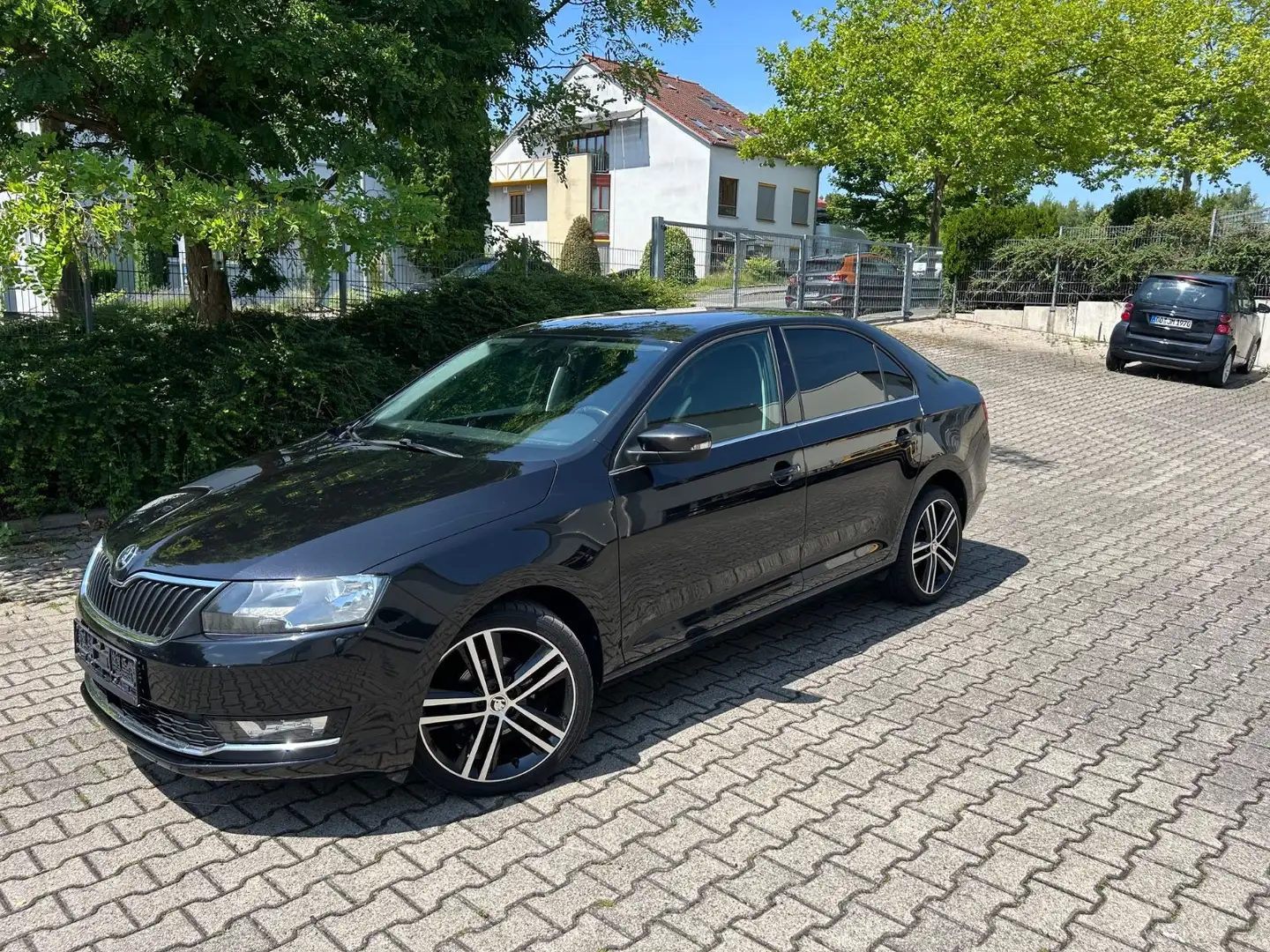 Skoda Rapid/Spaceback 1.0 TSI Ambition Schwarz - 1