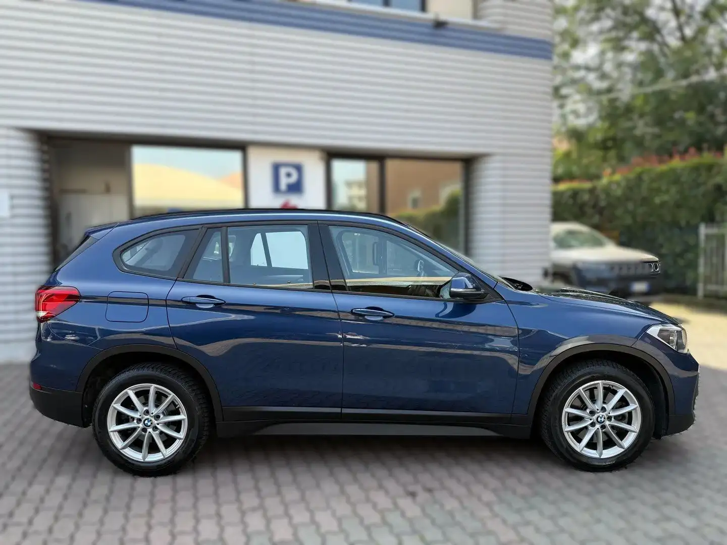 BMW X1 X1 F48 sdrive18d Advantage 2022 Blu/Azzurro - 2