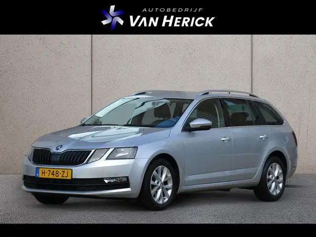 Skoda Octavia Combi 1.0 TSI Greentech Business Edition | Navigat