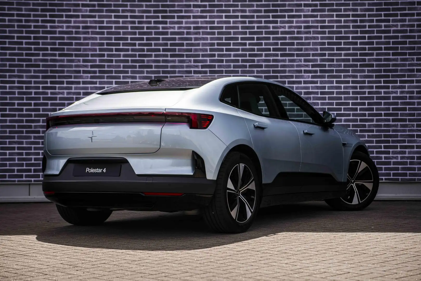 Polestar 4 Long Range Single motor 100 kWh | Pilot | Plus | N Синій - 2