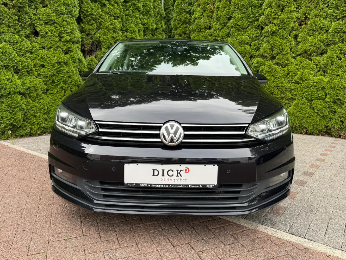 Volkswagen Touran 2.0 TDI DSG Comfort LED+NAV+ACC+SHZ+CARPL Zwart - 2