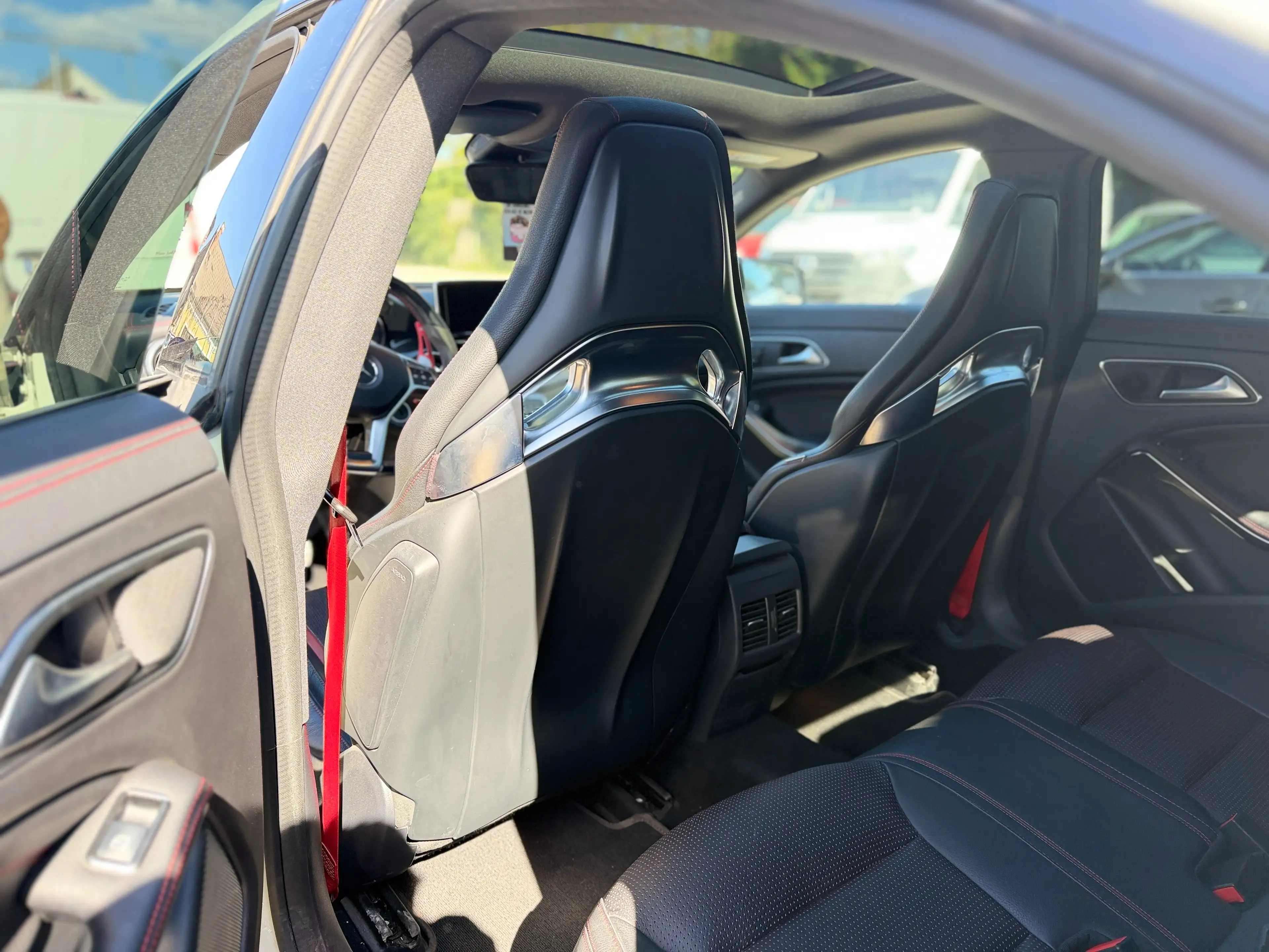 Mercedes-Benz CLA 45 AMG CLA 45 AMG 4Matic|KEYLESS|PANO|HARMAN|360°| — photo 14