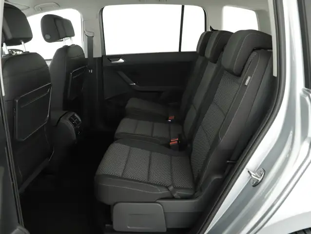 Volkswagen Touran view 14