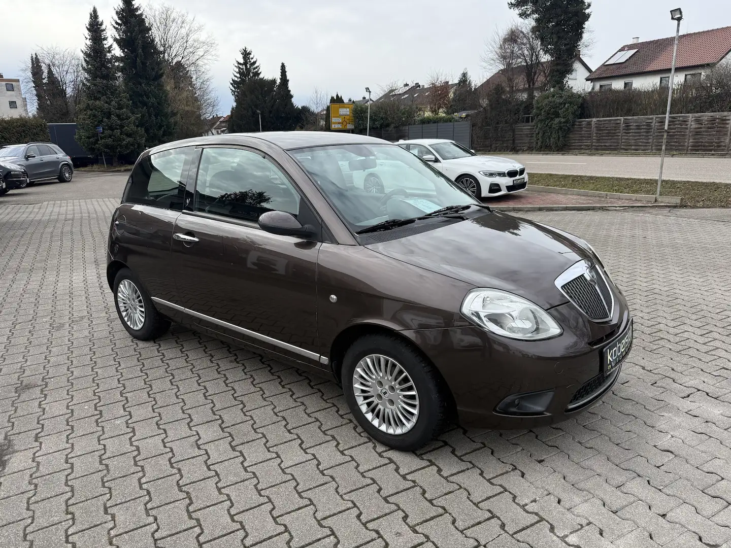 Lancia Ypsilon Oro 1,4 8V*orig.97tkm,Klima, 8 fach* Braun - 2