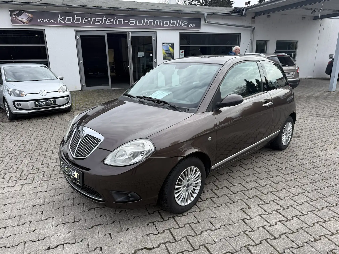 Lancia Ypsilon Oro 1,4 8V*orig.97tkm,Klima, 8 fach* Braun - 1
