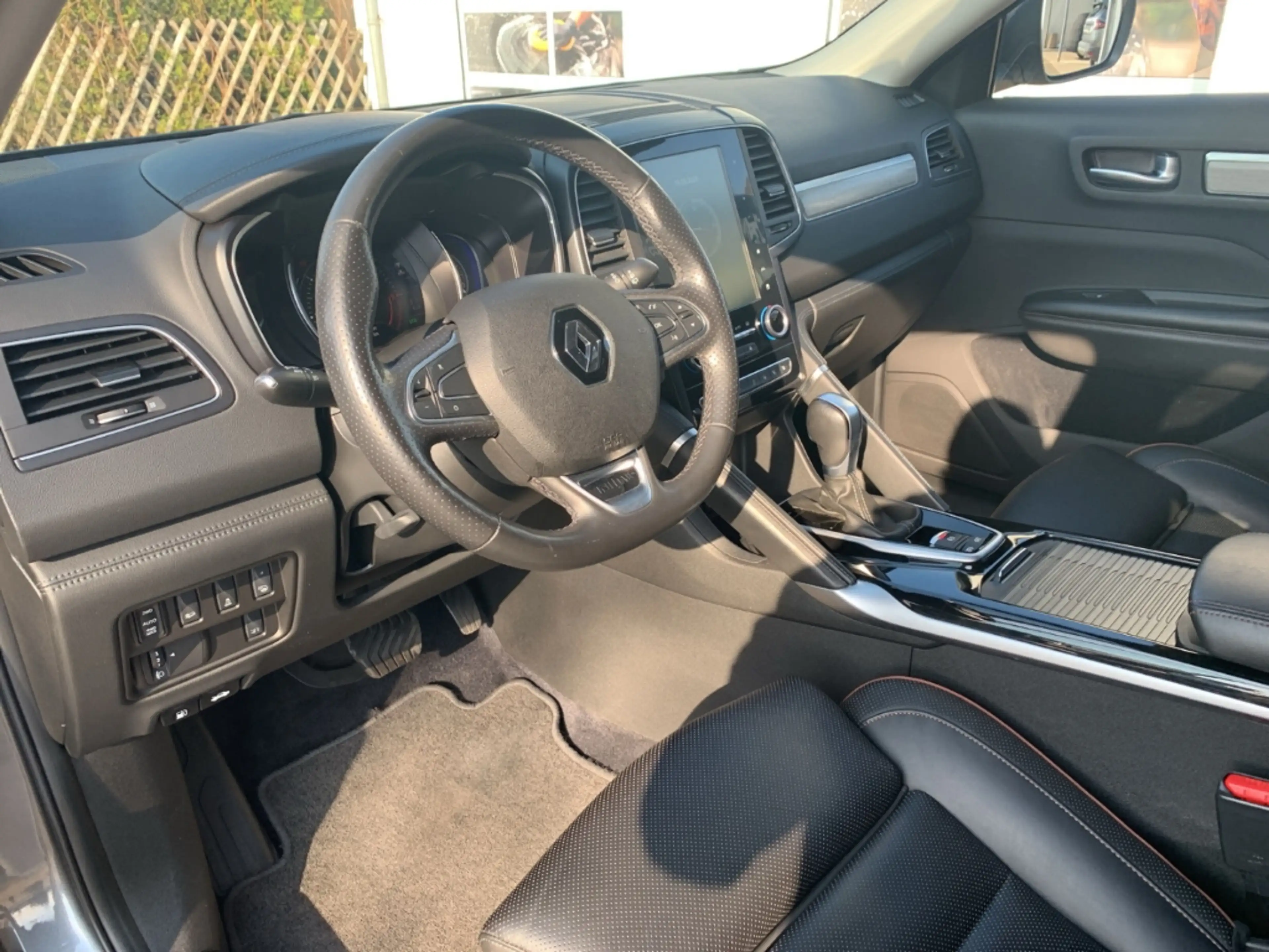 Renault Koleos INITIALE PARIS 2.0 BLUE DCI 4X4 LED+AHK — photo 10