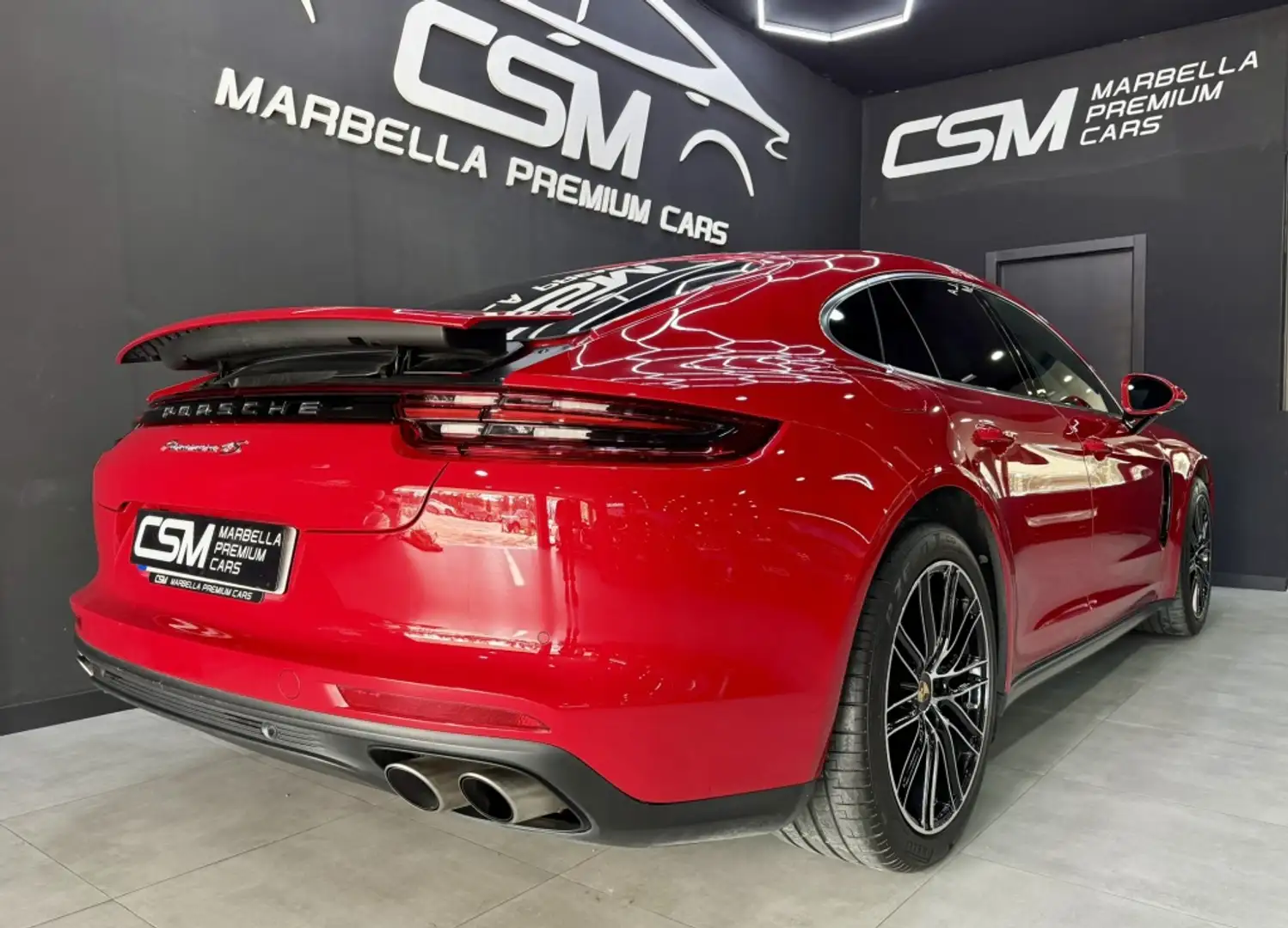 Porsche Panamera 4S Aut. Rojo - 2