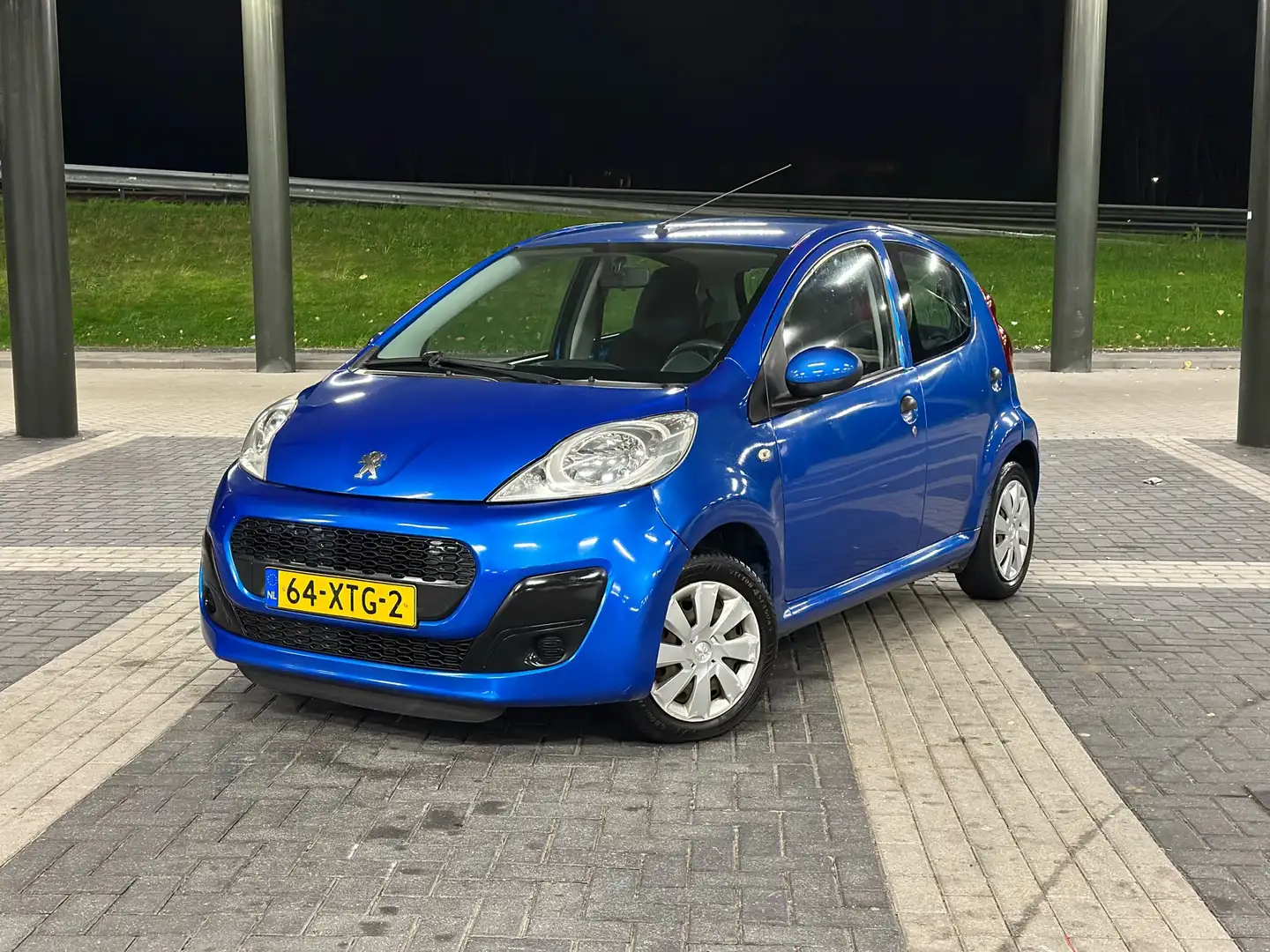 Peugeot 107 1.0 acces accent Albastru - 1