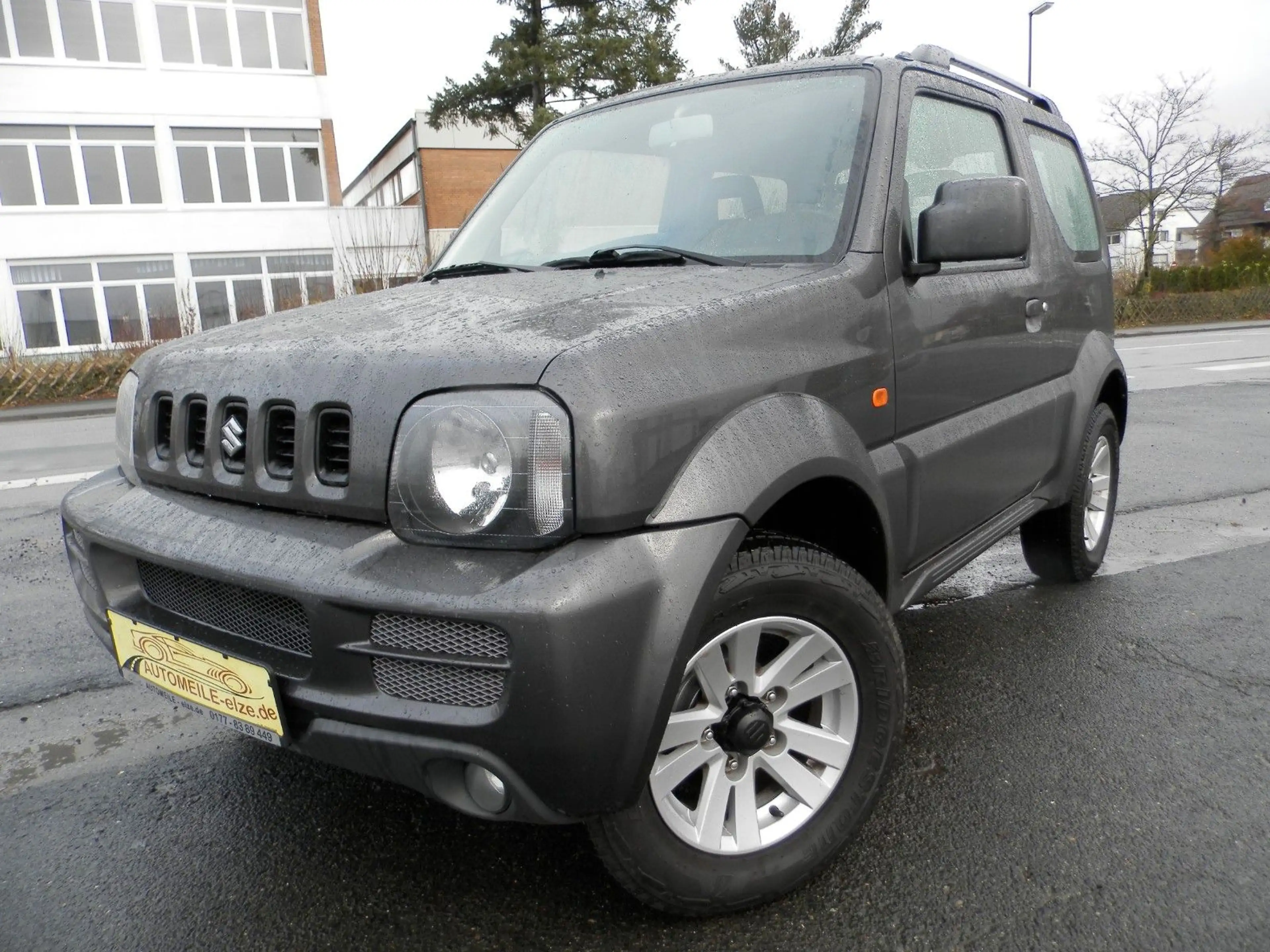 Suzuki Jimny Style Lim.*NR.8*Klima*Leder*AHK*ALU*