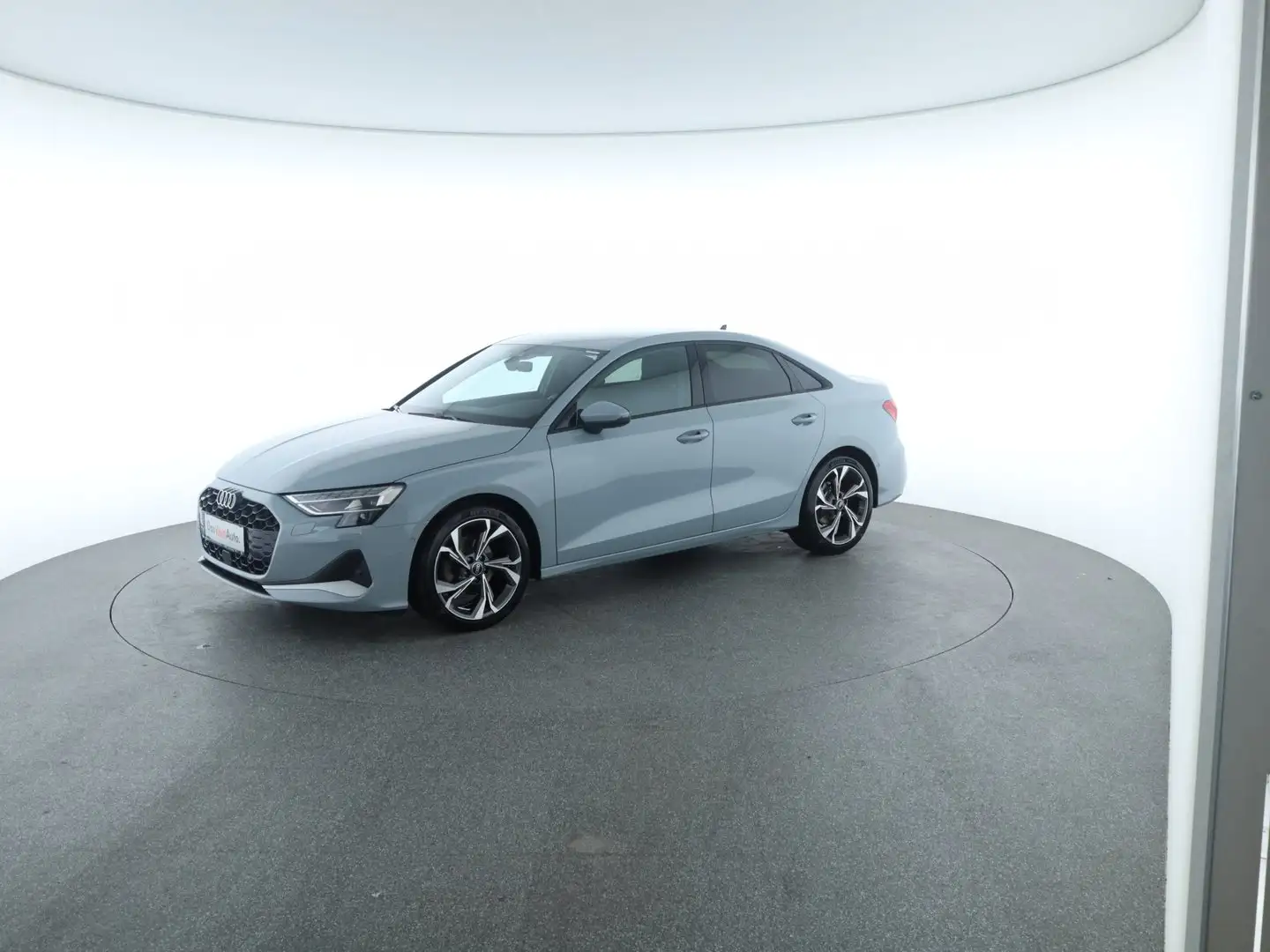 Audi A3 Limousine 30 TFSI advanced Grau - 1