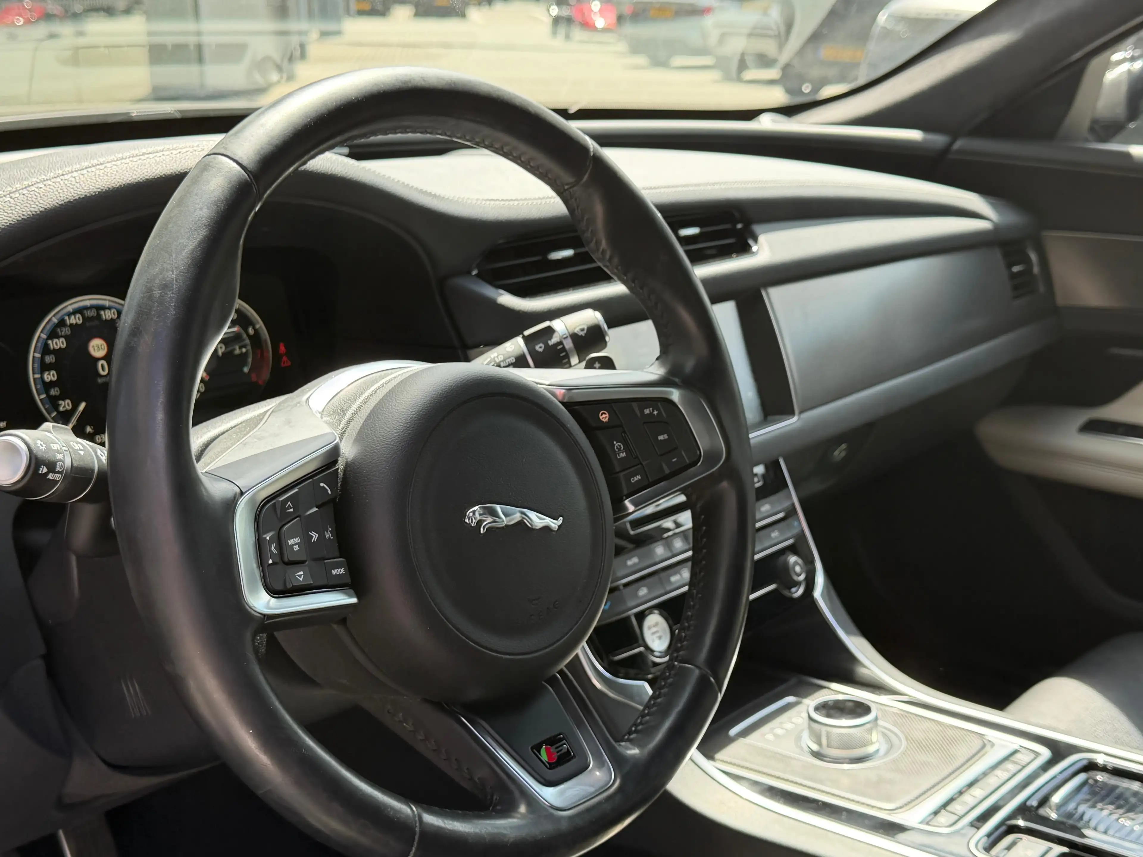 Jaguar XF 3.0 S Supercharged | Unieke km stand | Zeer comple — photo 18