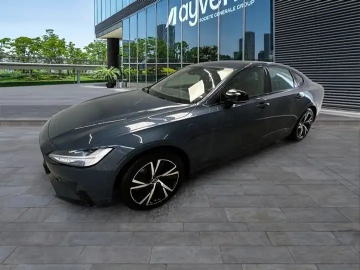 Volvo S90 2022
