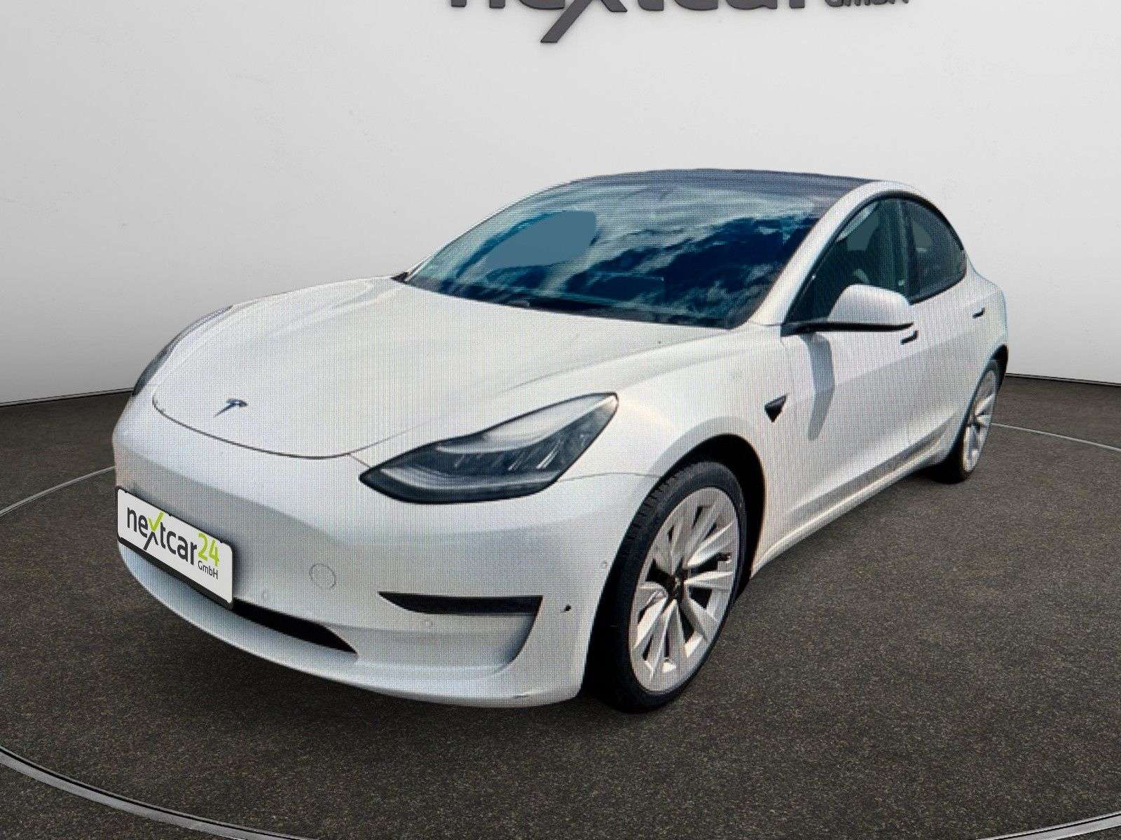 Second hand Tesla Model 3 electro