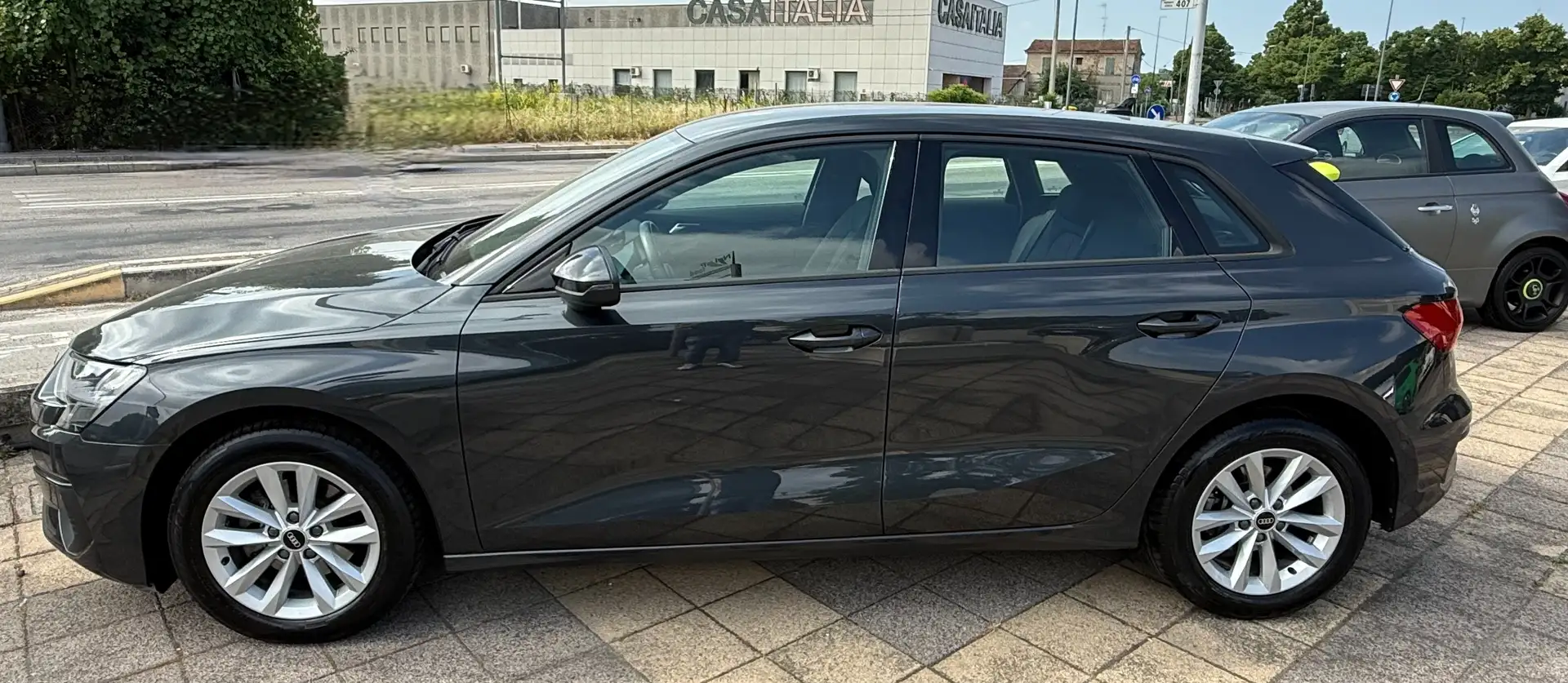 Audi A3 A3 Sportback 35 2.0 tdi Business s-tronic Grigio - 2