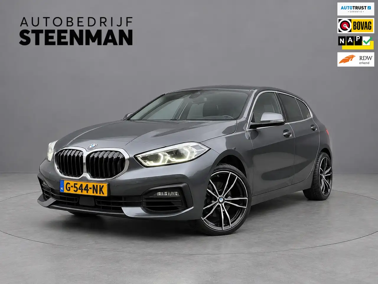 BMW 118