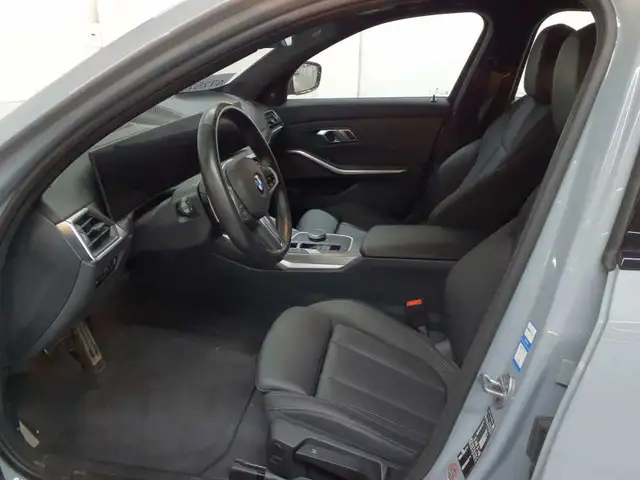 BMW 3 Series view 7