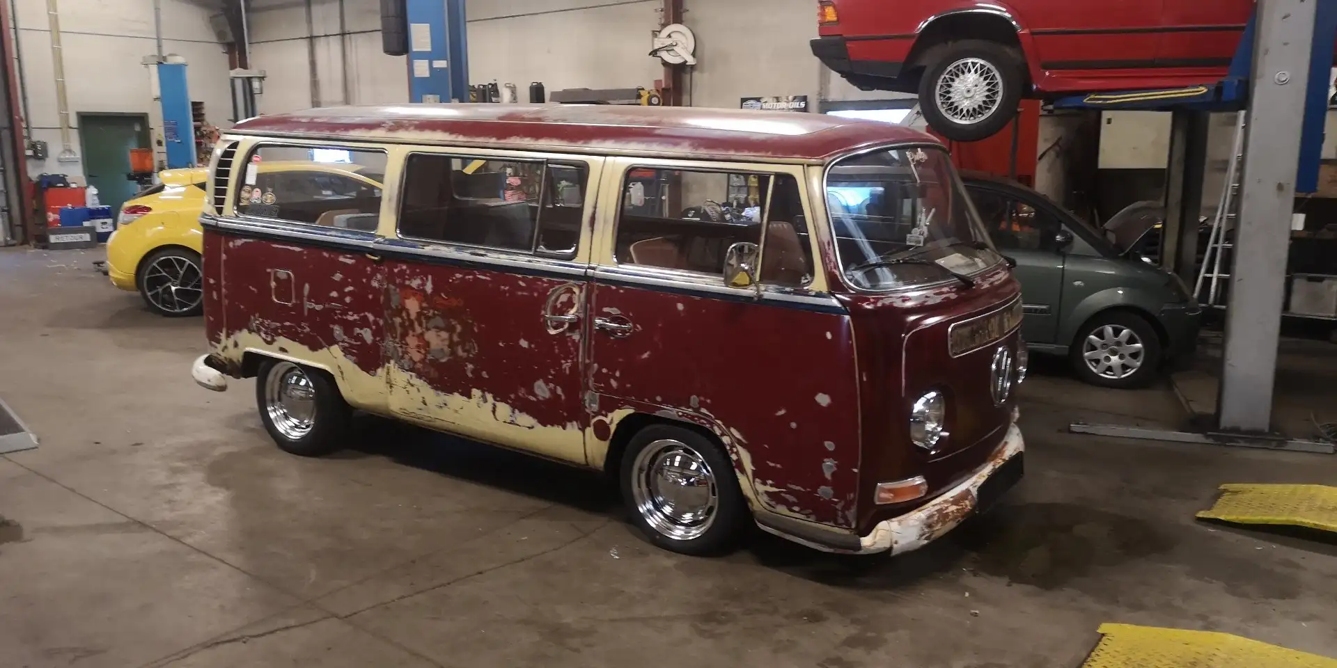 Volkswagen Volkswagen T2A Червоний - 2