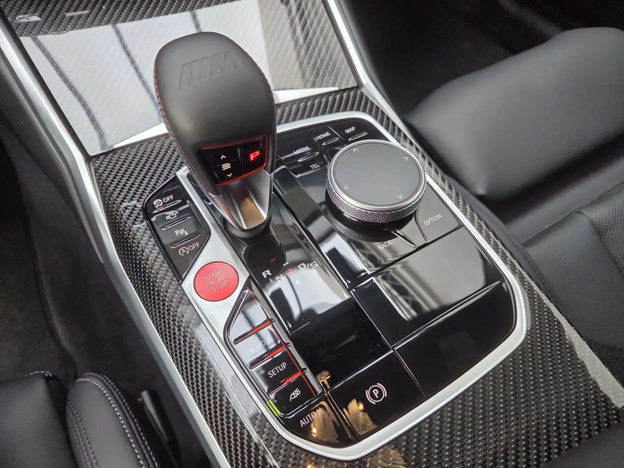 BMW M4 xDrive Competition Sitzlüft ACC 360° Carbon 12