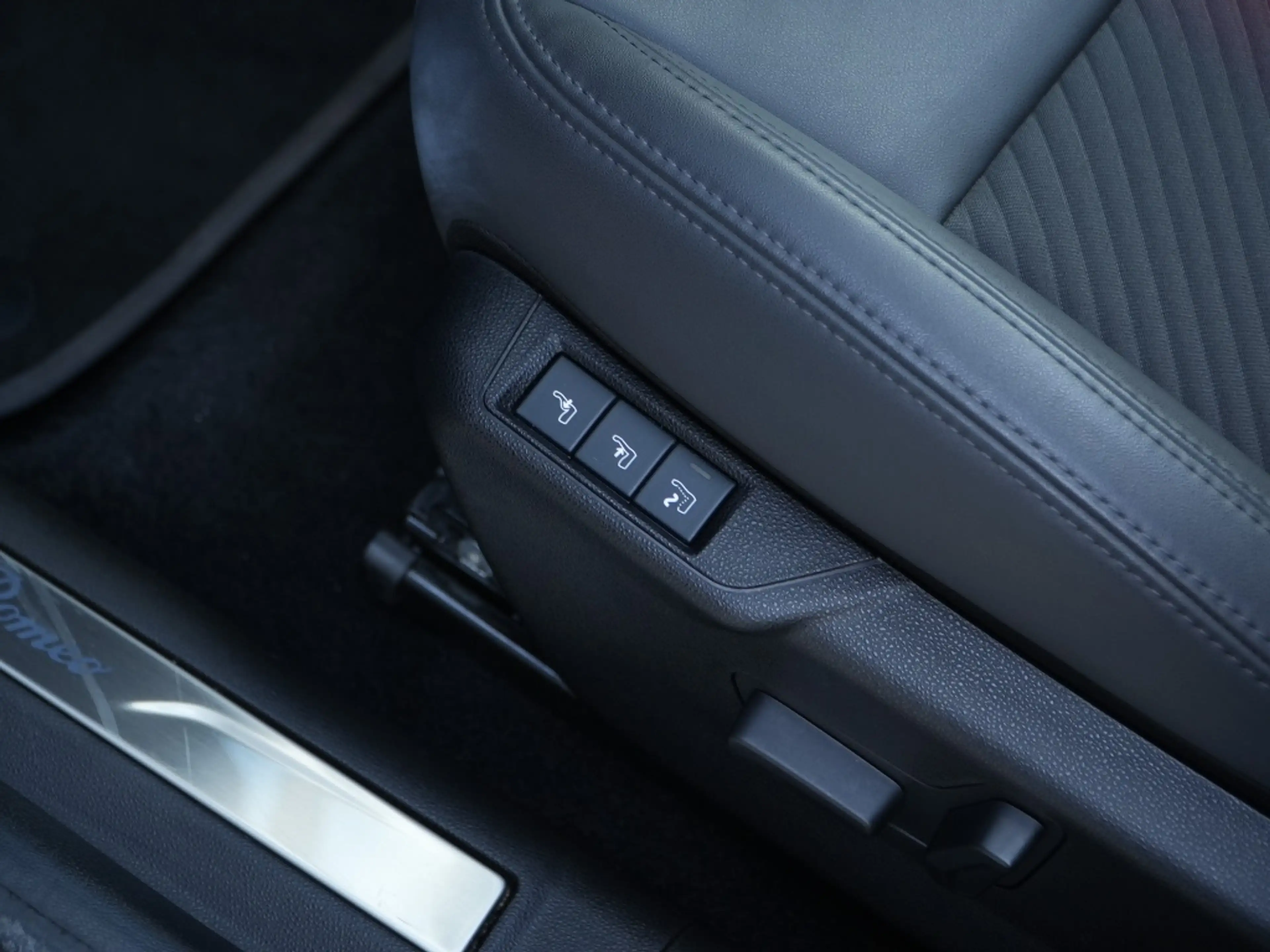 Alfa Romeo Junior Elettrica Speciale 54 kWh | Schuifdak | Carplay | — photo 14