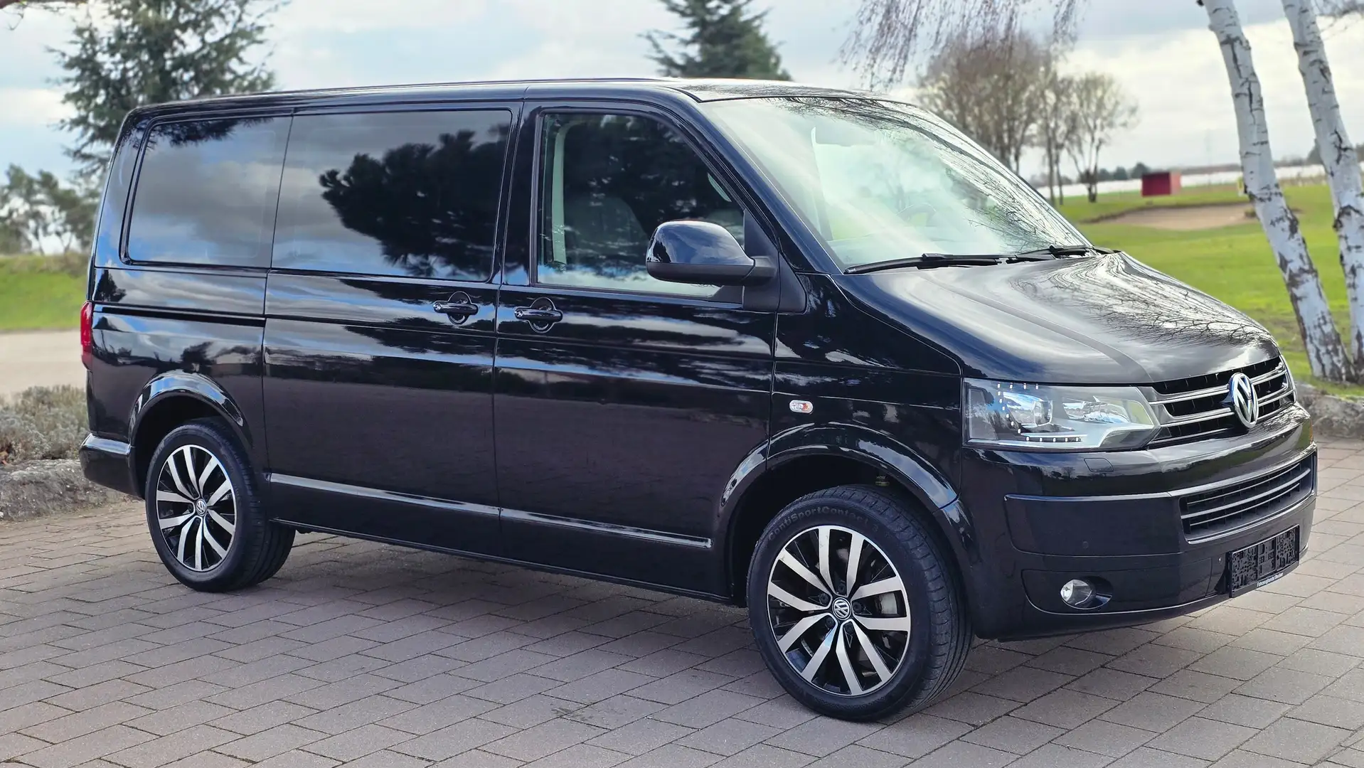 Volkswagen T5 Multivan T5 Multivan DSG XEN AHK ALCAN SDHZG KAM SHZ 2HAND Schwarz - 1