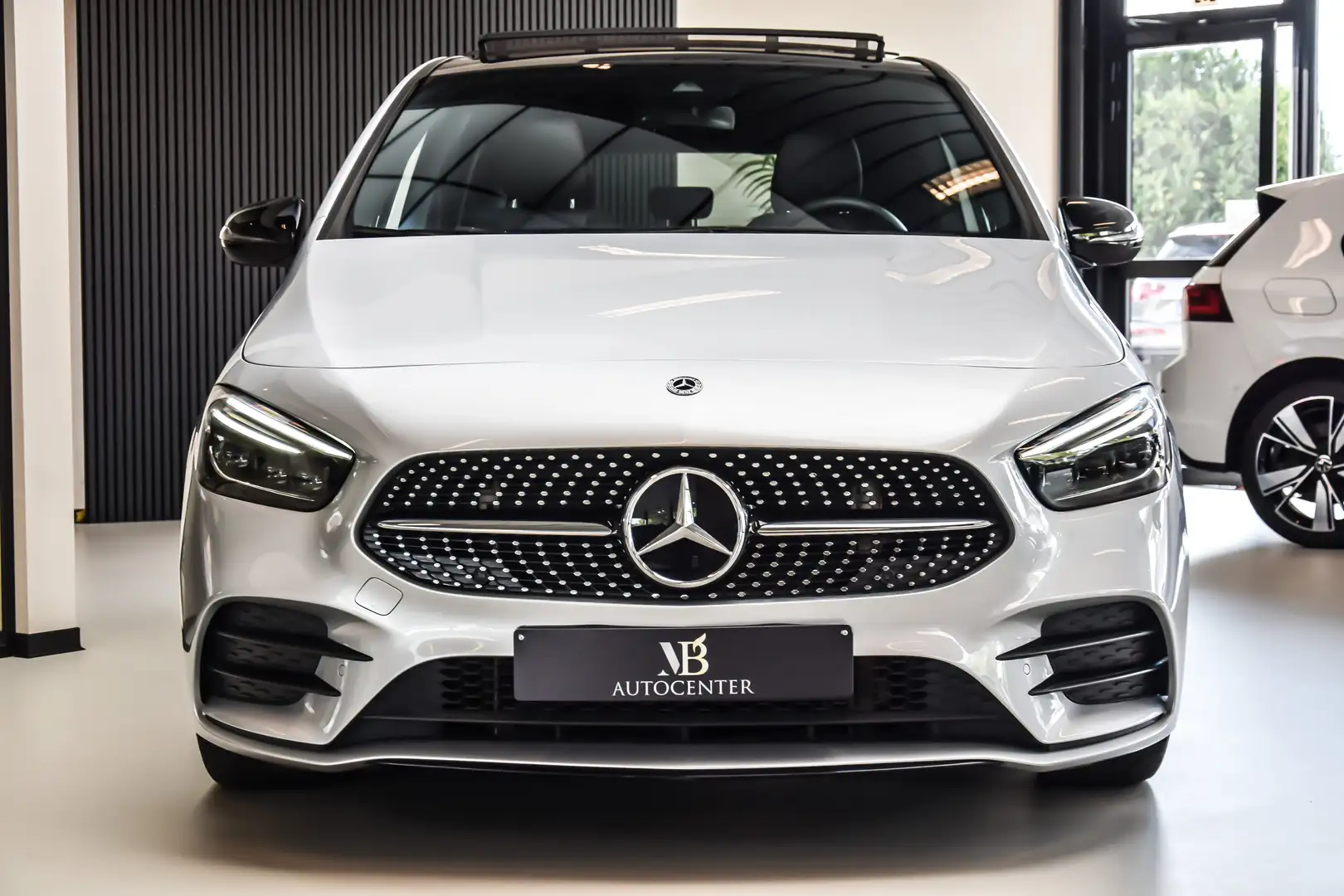 Mercedes-Benz B 180 d AMG-Line Night Edition 06/2019 - Full Option!! Argent - 2
