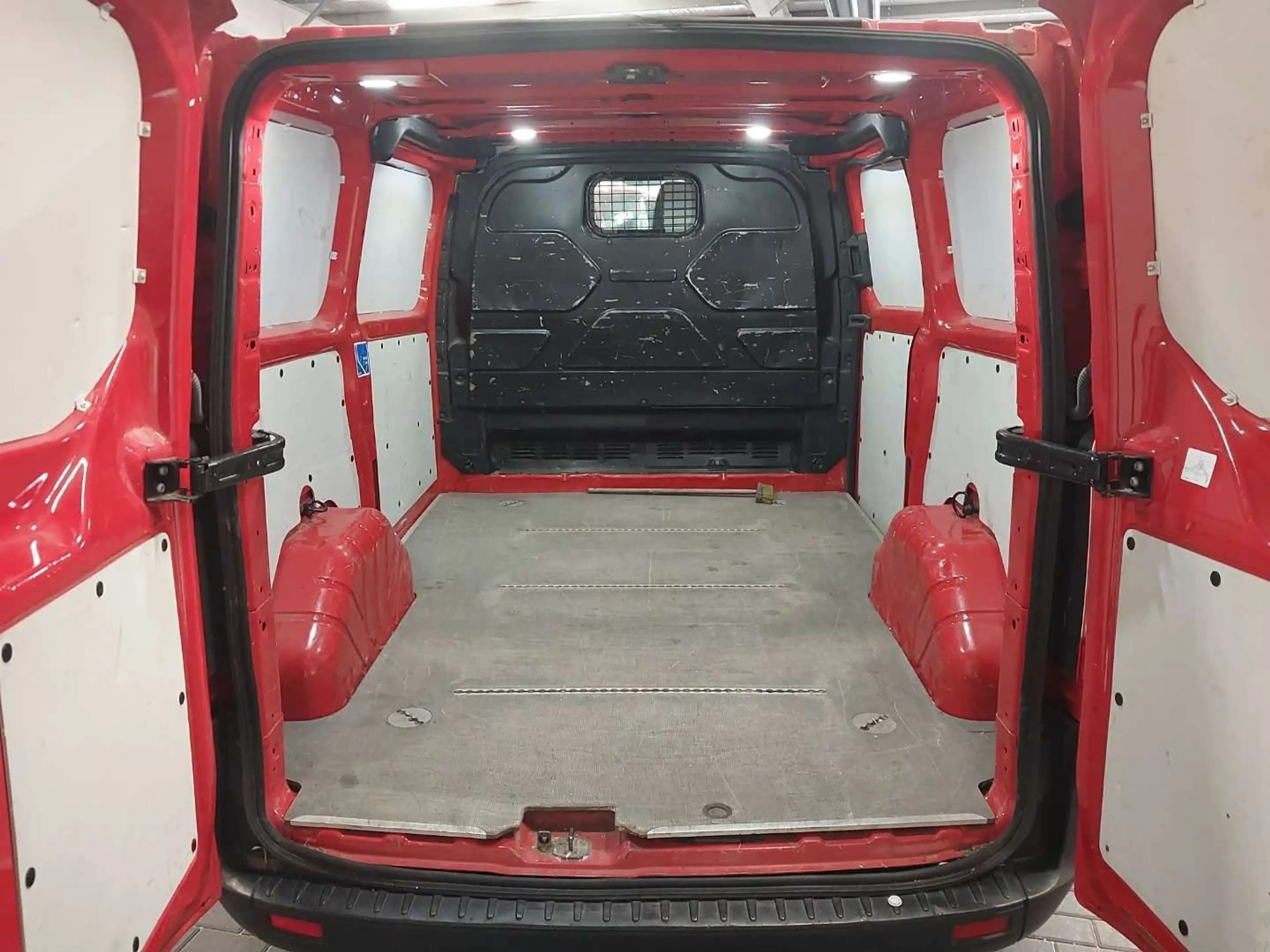 Ford Transit Custom Kasten 280 L1 — photo 9