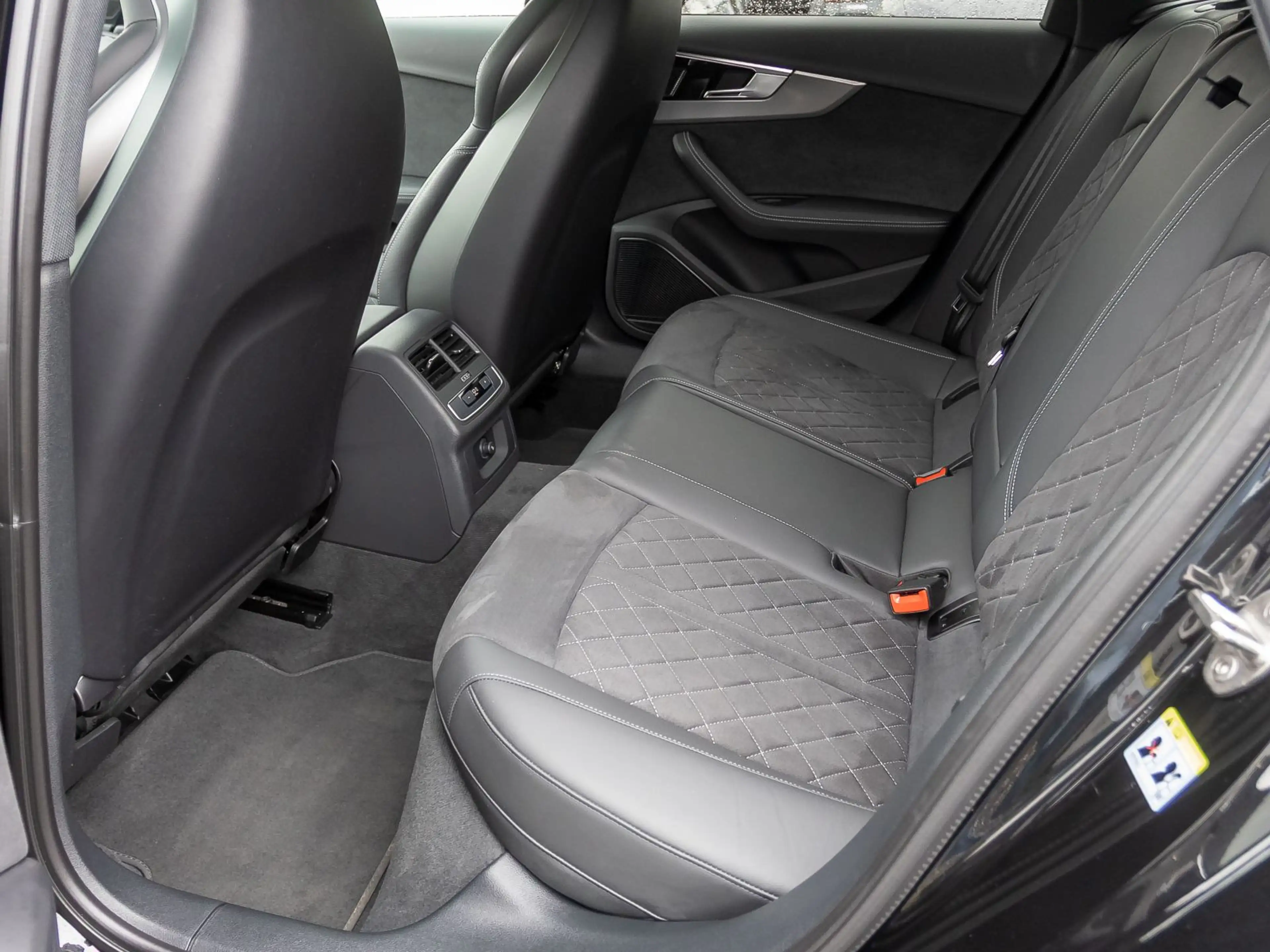 Audi RS4 RS4 Avant Navi Matrix ACC B&O CarPlay EPH — photo 22