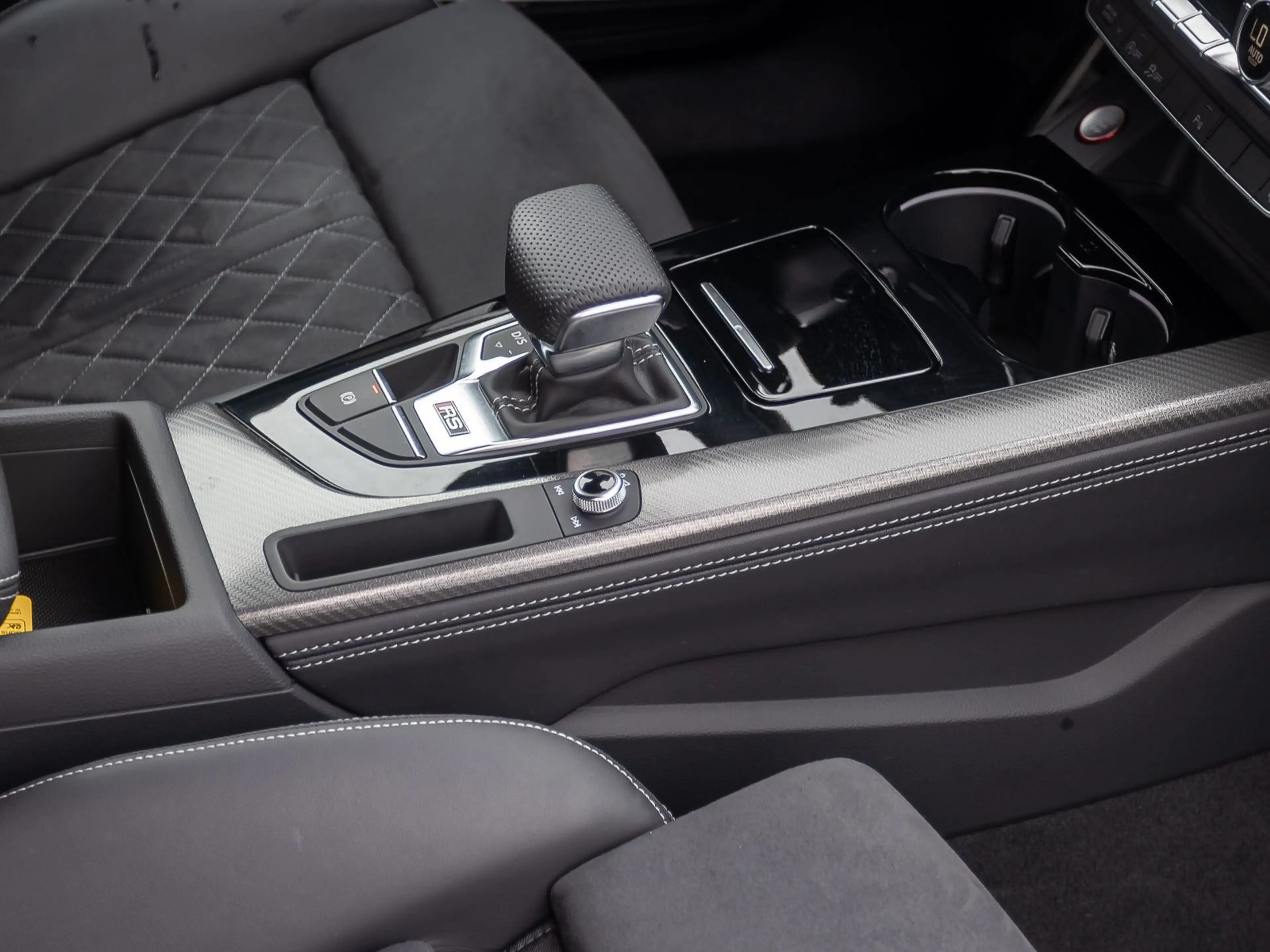 Audi RS4 RS4 Avant Navi Matrix ACC B&O CarPlay EPH — photo 28