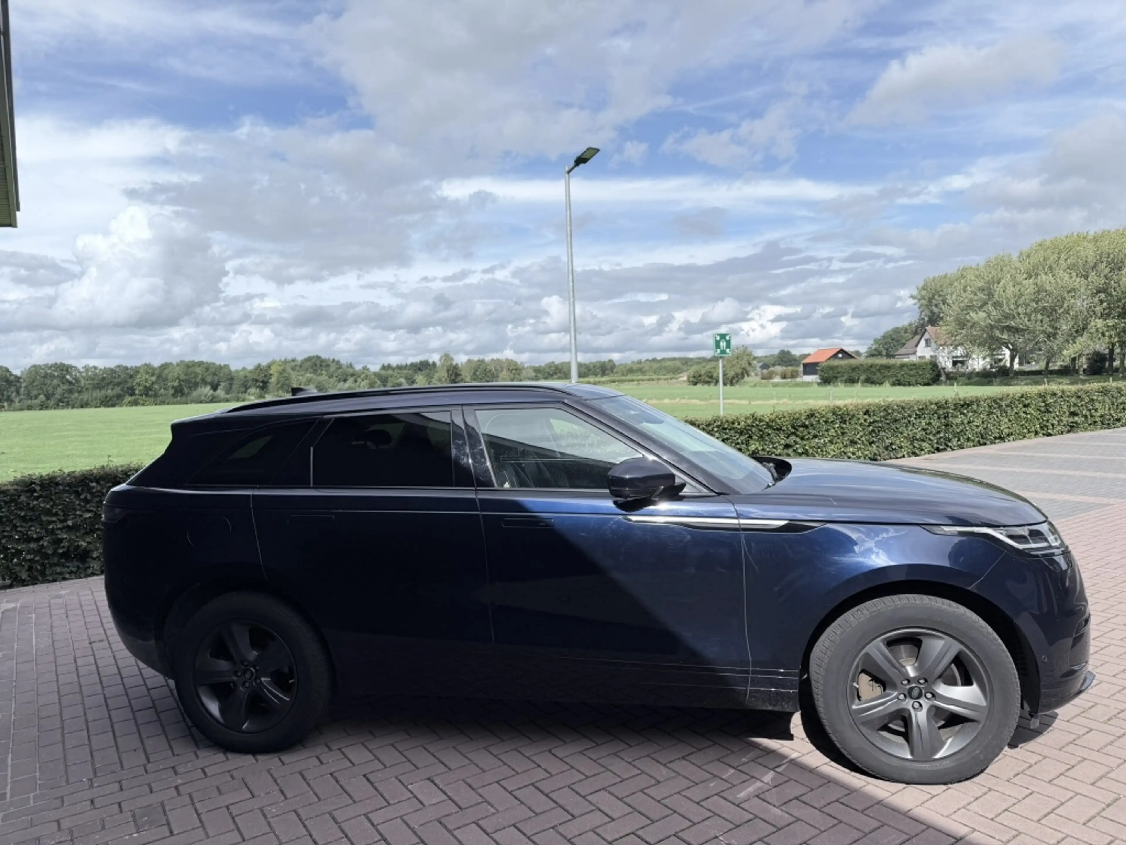 Land Rover Range Rover Velar 2.0 P400e R-D SE AWD Aut 404pk | EXPORTPRICE | Pan — photo 9