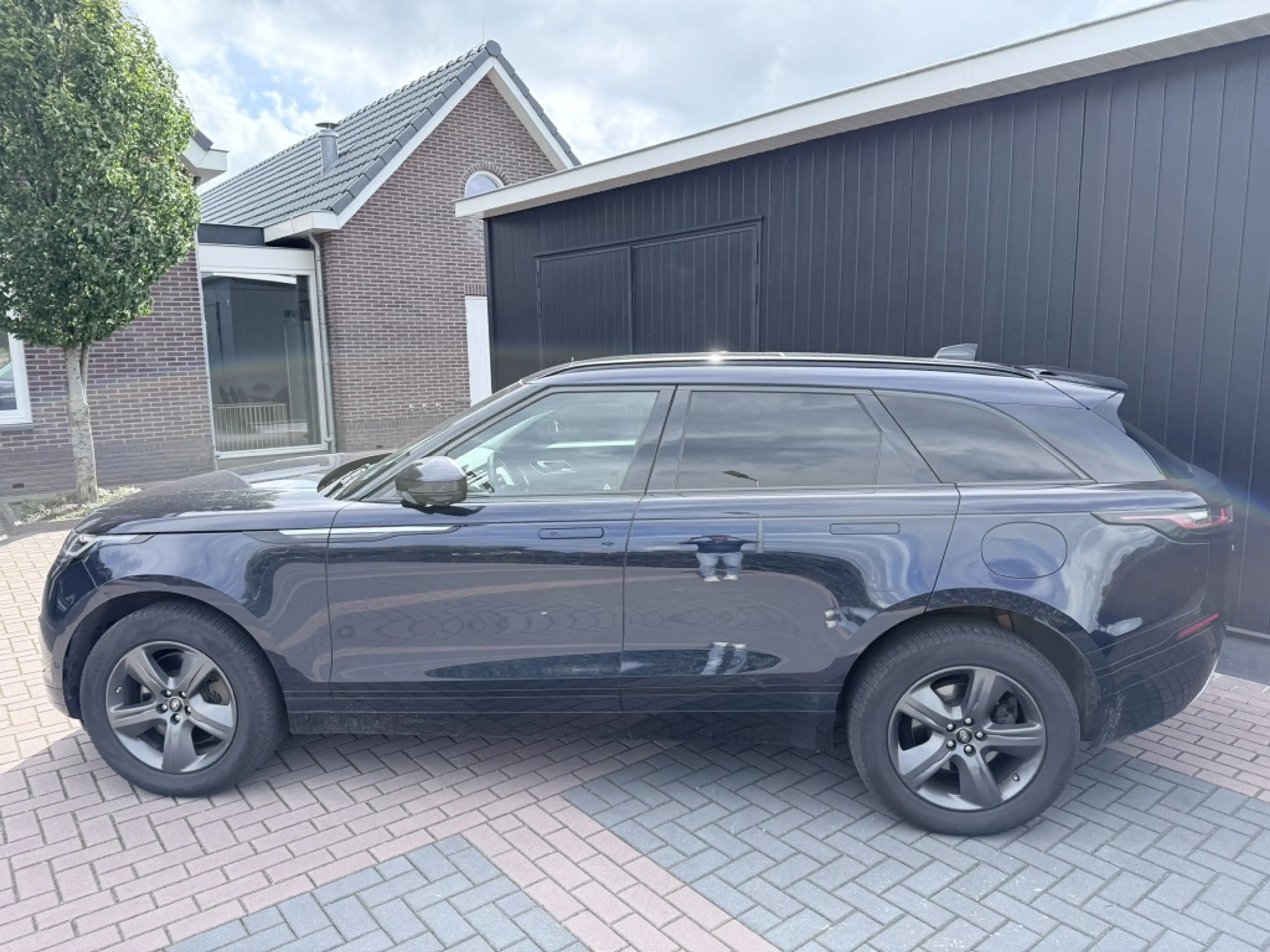 Land Rover Range Rover Velar 2.0 P400e R-D SE AWD Aut 404pk | EXPORTPRICE | Pan — photo 3