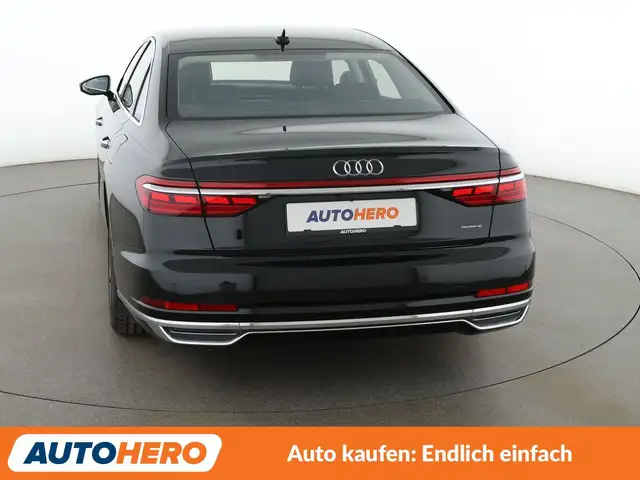 Audi A8 view 4