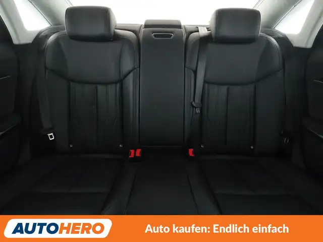 Audi A8 view 15