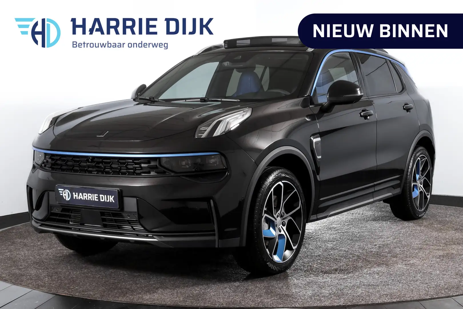 Lynk & Co 01 1.5 PHEV 261PK MY23 | 360 Camera | 7.4 kWh Boordla Zwart - 1