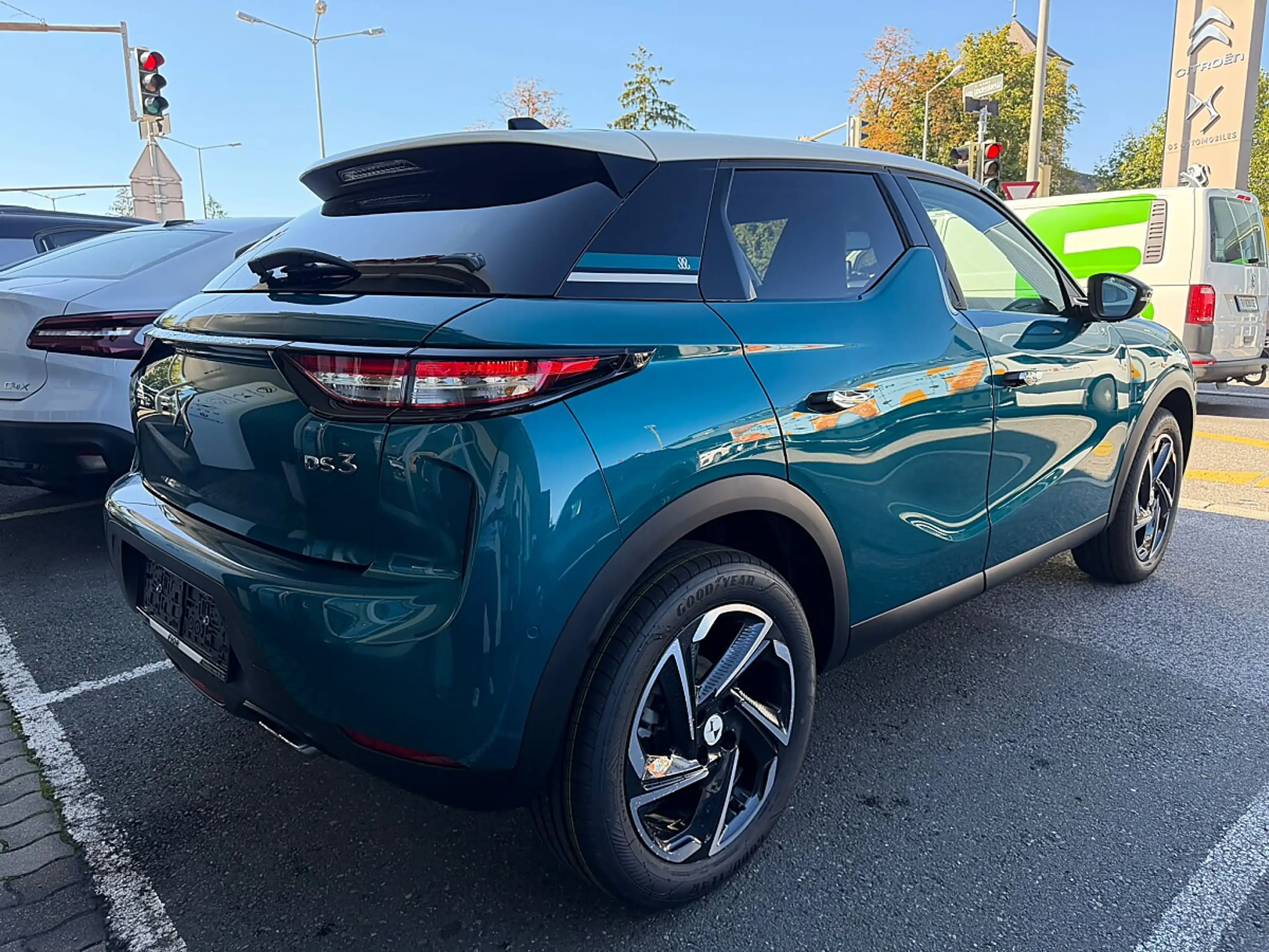 DS Automobiles DS 3 DS3 Hybrid 145 eDCT-6 Maison Sarah Lavoine (D11... — photo 8