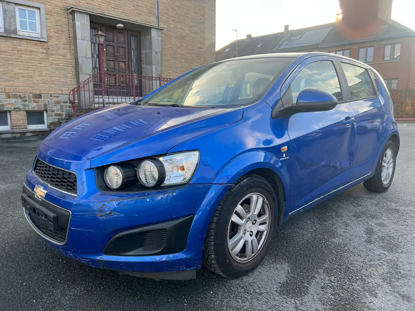Chevrolet Aveo Aveo hatchback 1.4i Bleu - 1