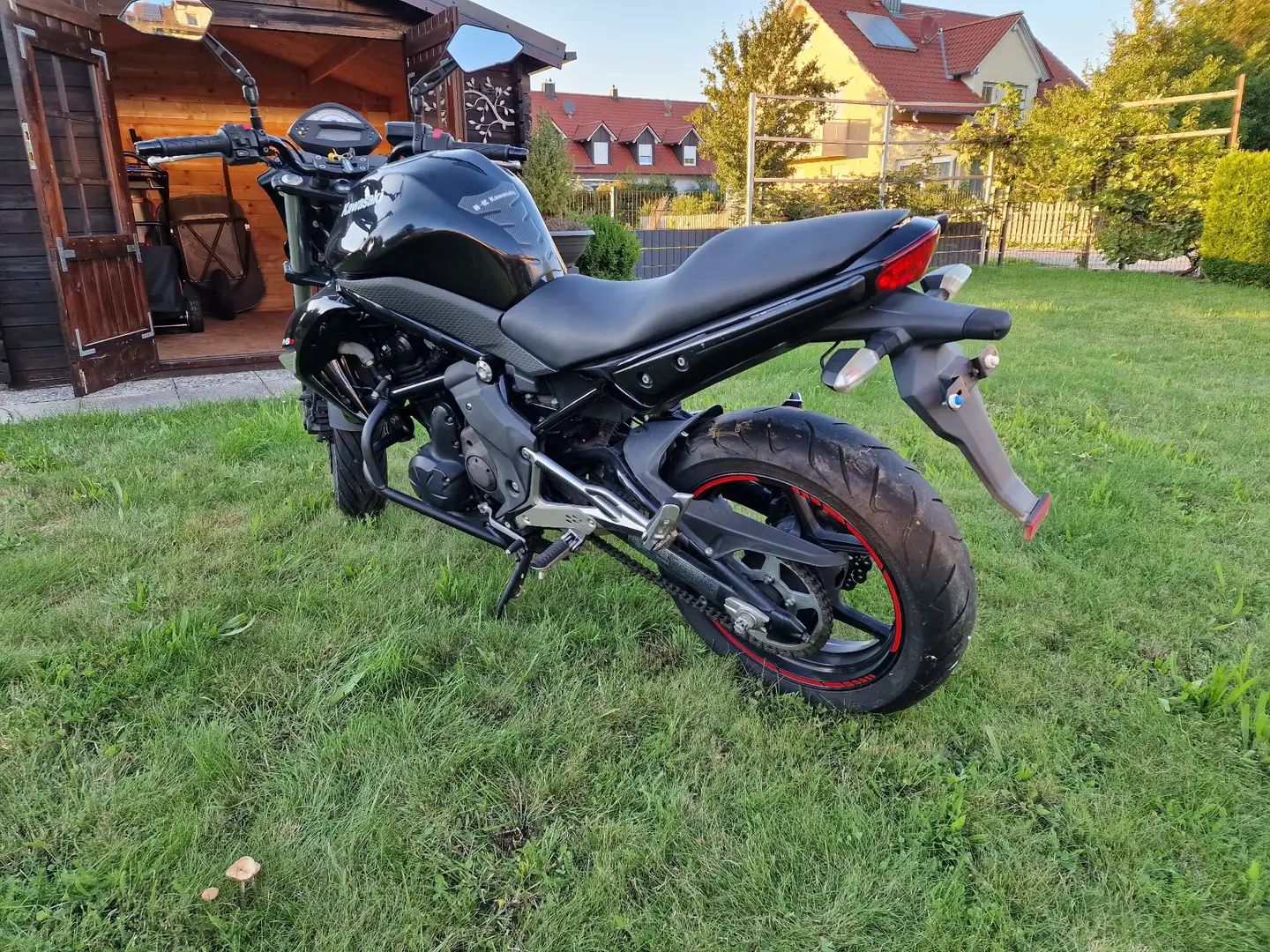 Kawasaki ER - 6 N Naked Bike Schwarz - 2