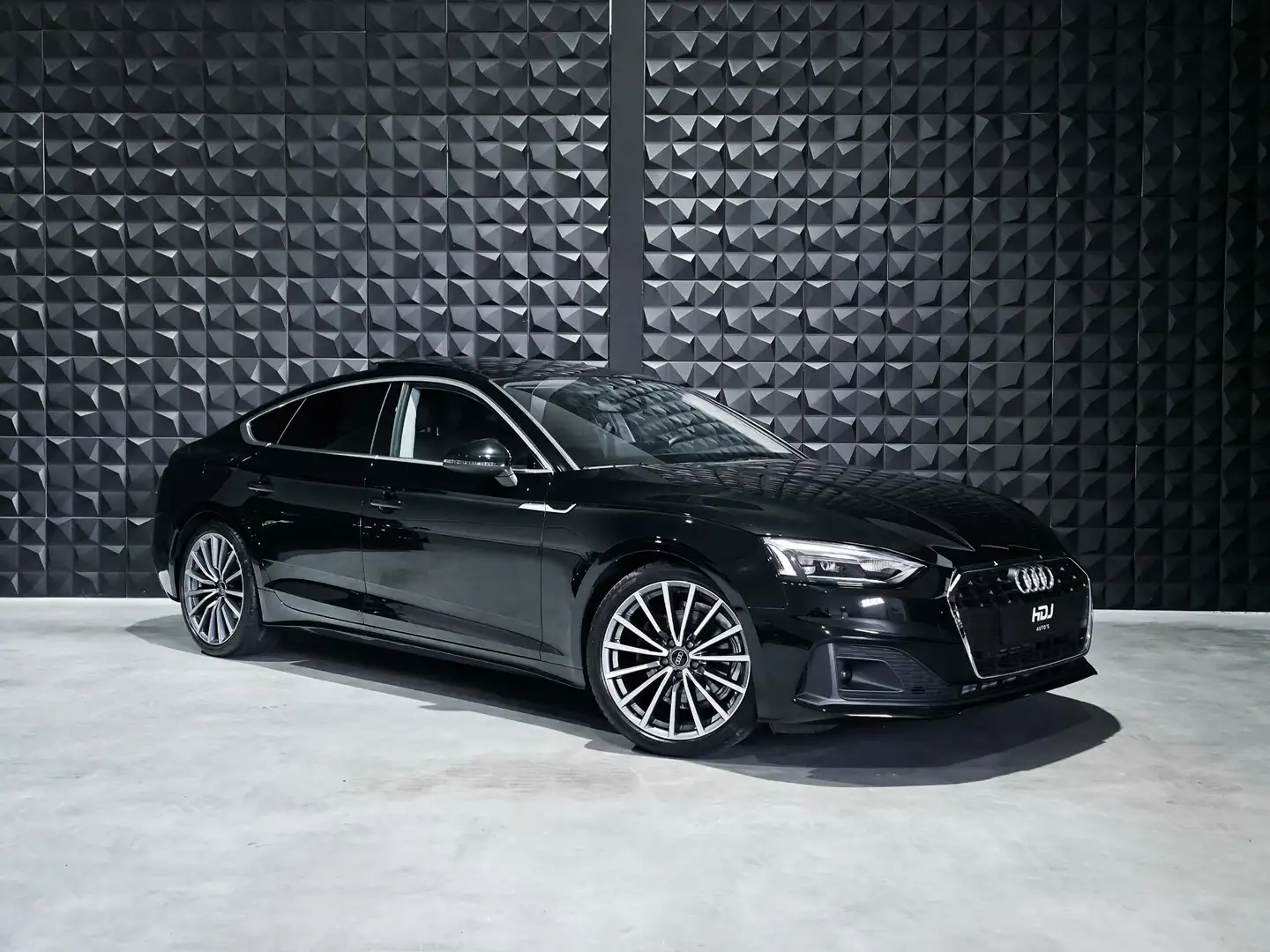 Audi A5 Sportback 35 TFSI | Pano | Leer | 19"| Keyl | Priv Zwart - 2