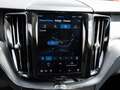 Volvo XC60 B4 Ultimate Dark AWD LED PANO HUD 360° Schwarz - thumbnail 14