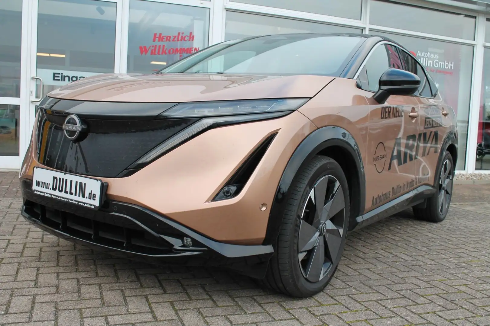 Nissan Ariya 87 kWh Evolve Pack 20" Braun - 2